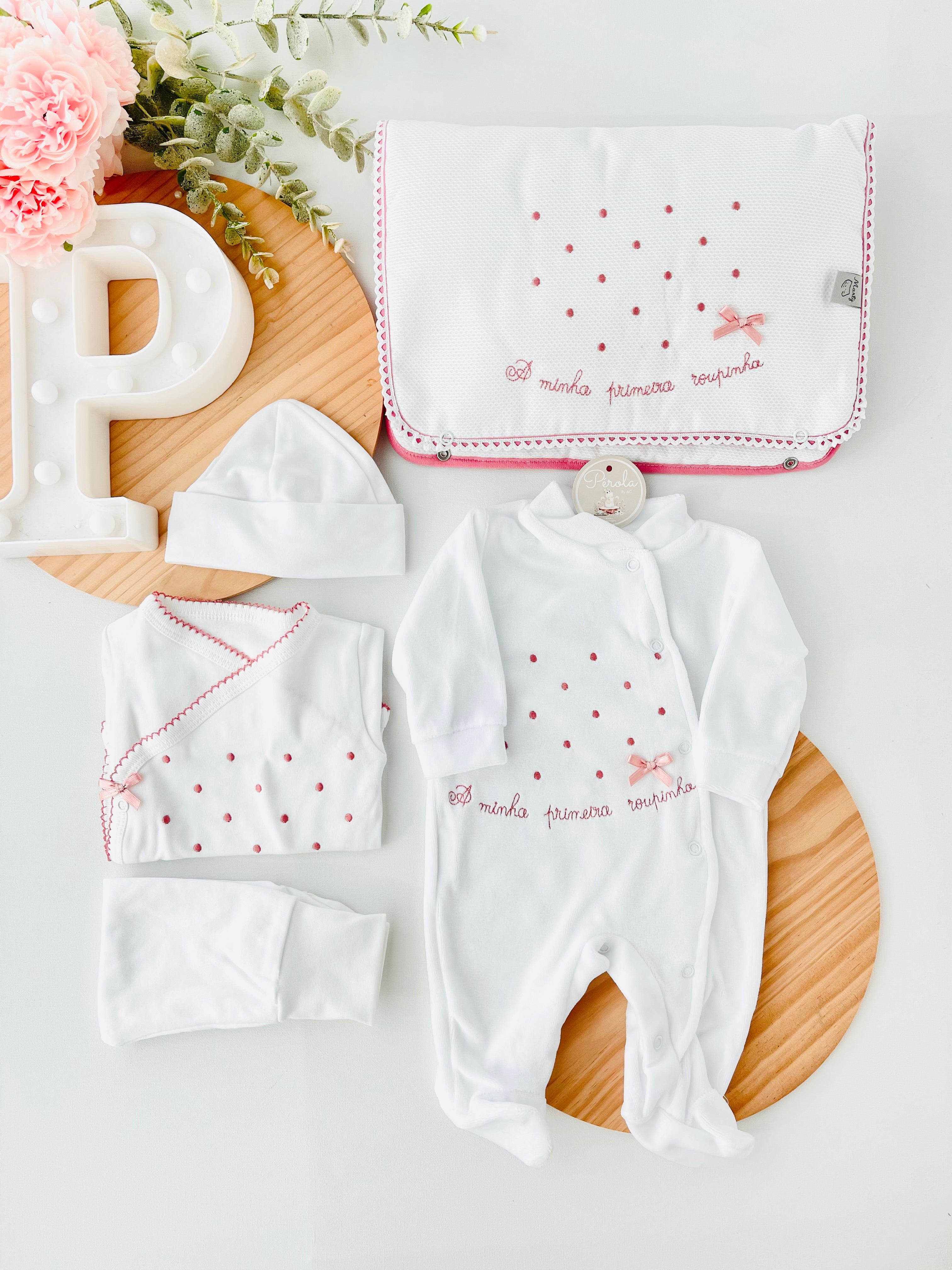 Conjunto primeira roupinha bolinhas veludo