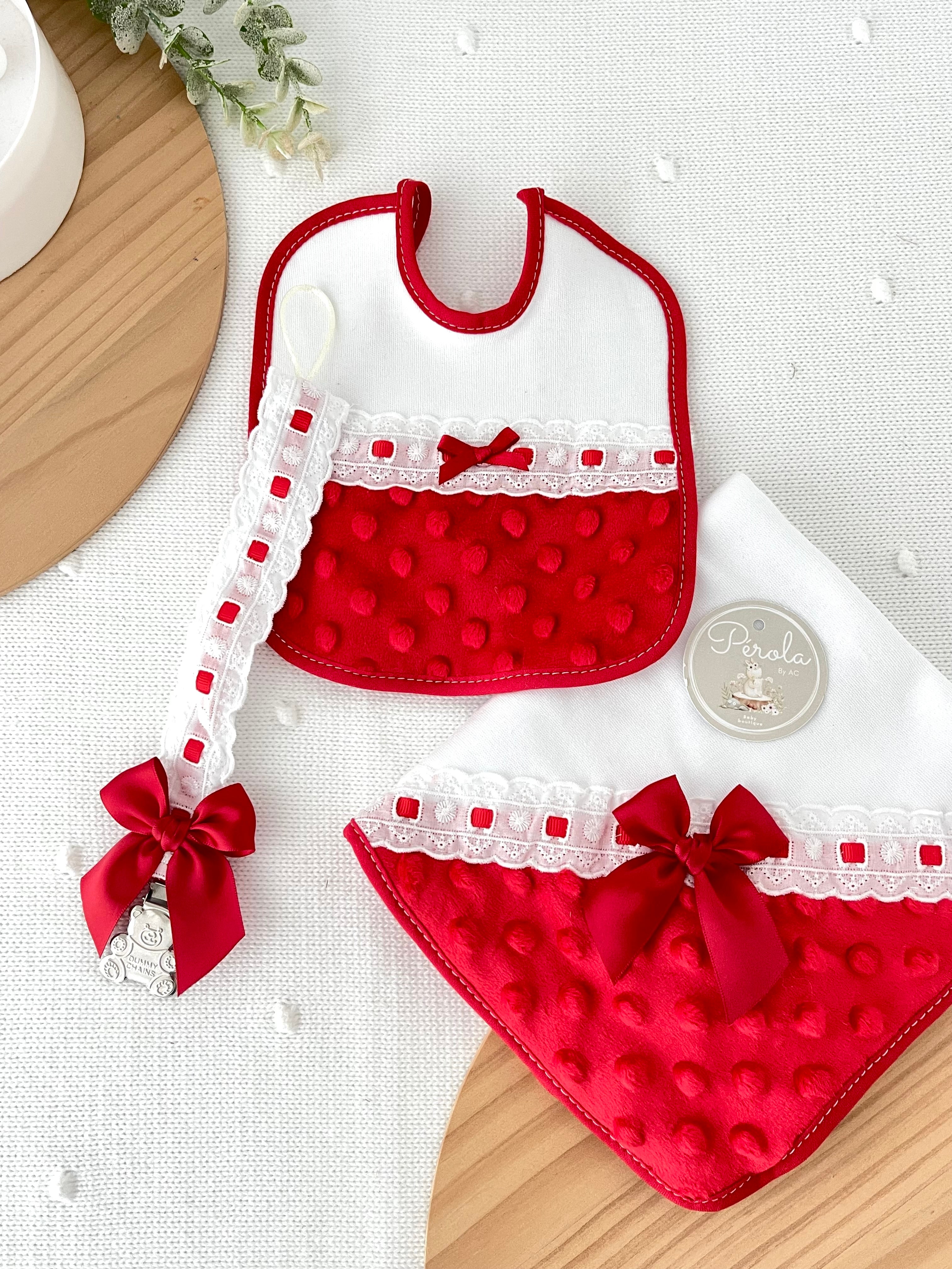 Pack bebé vermelho : Babete, fralda e prende chupetas