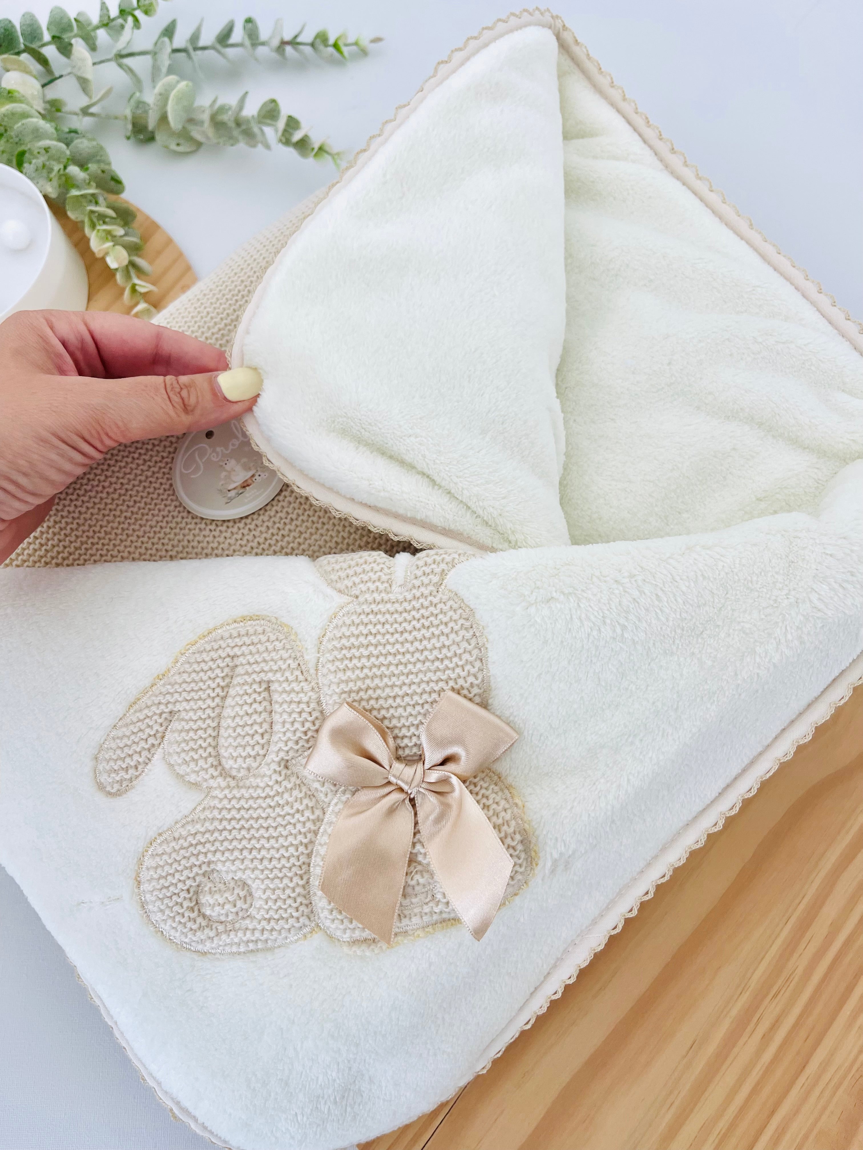 Manta quentinha tema coelhinhos