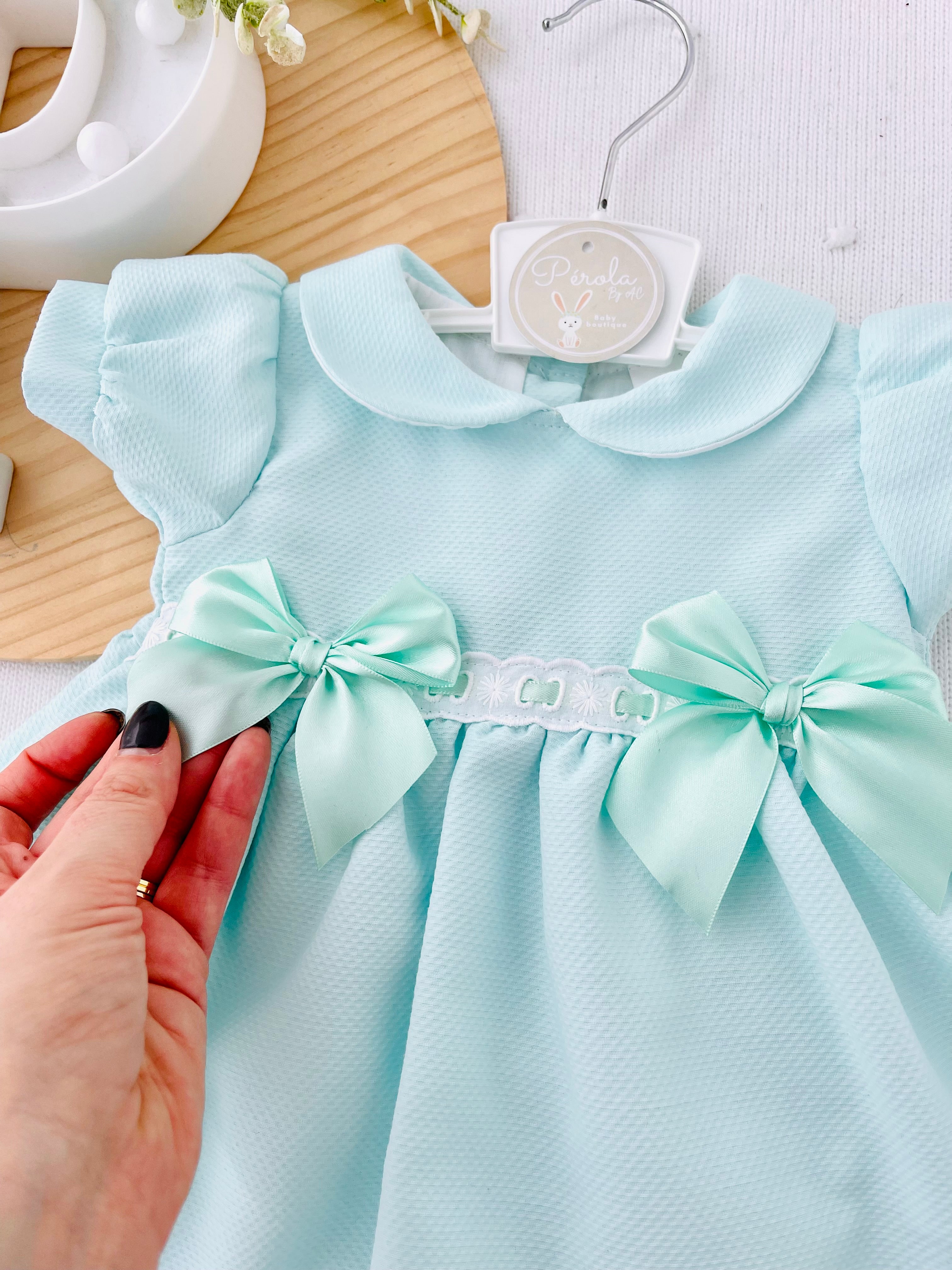Vestido laços verde água