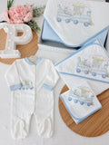 Conjunto enxoval menino- tema comboio 4 peças