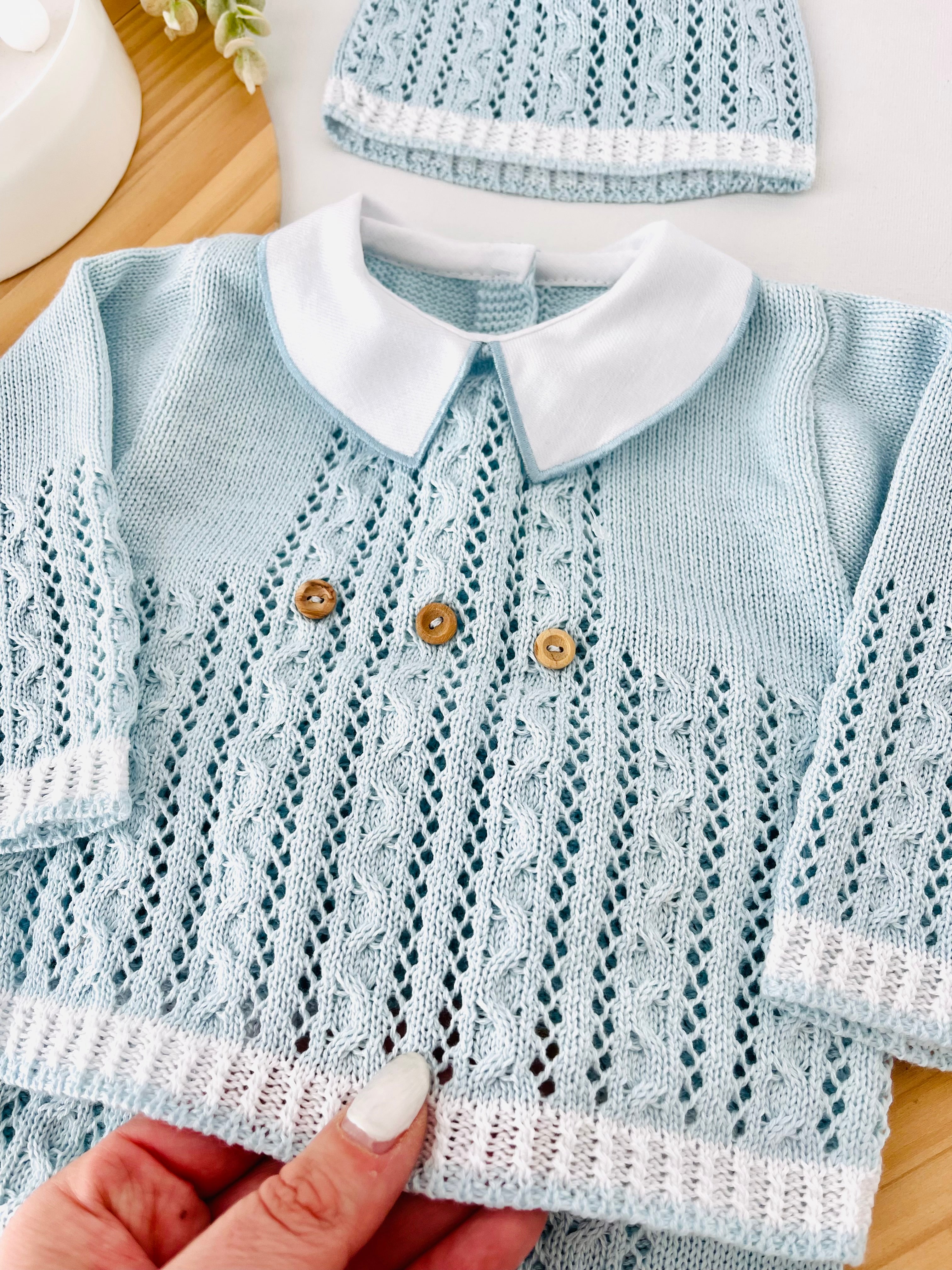 Conjunto recém nascido : camisola, calças e gorro 100% algodão