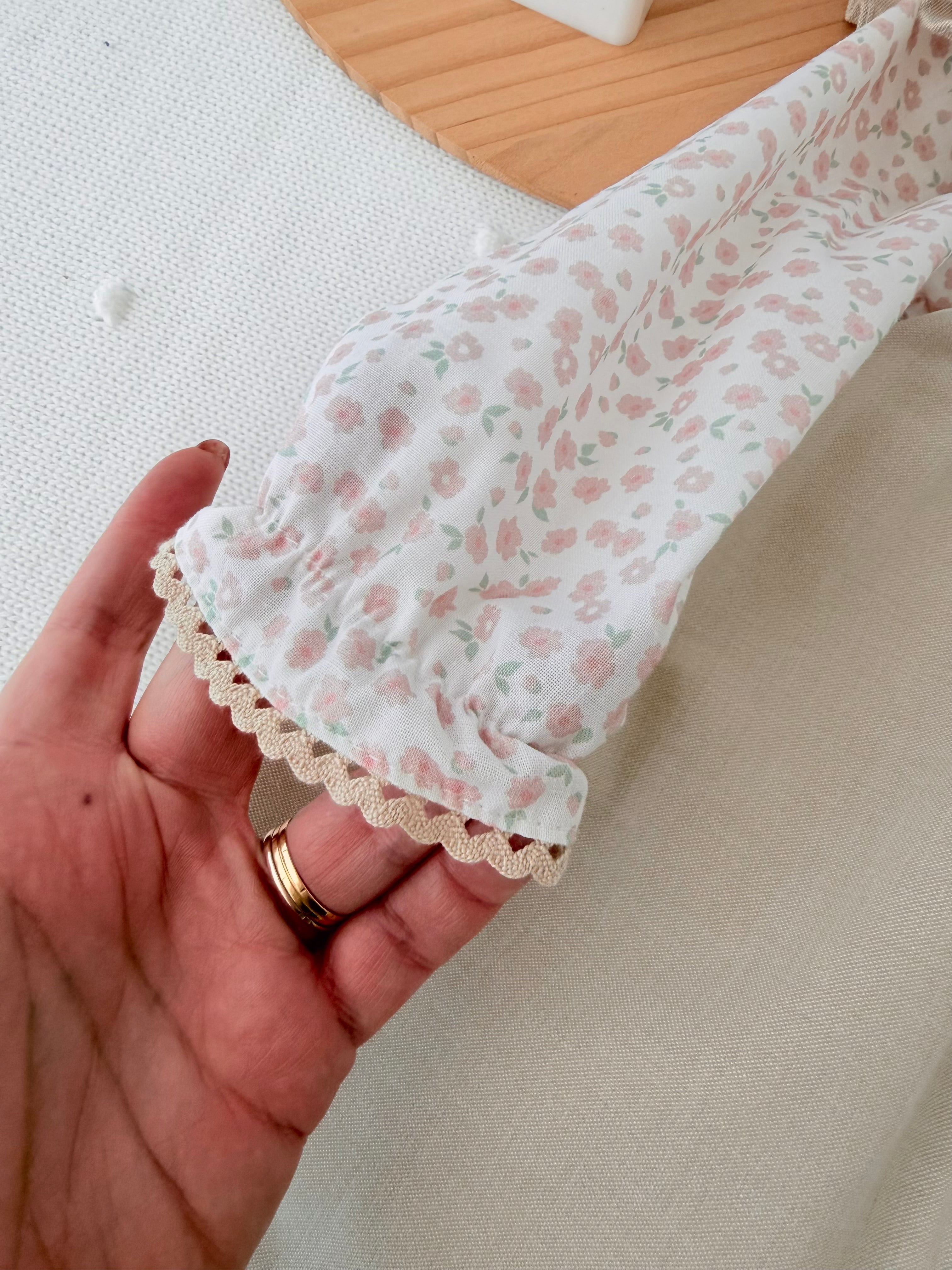 Conjunto Carmo: vestido, tapa fraldas e blusa