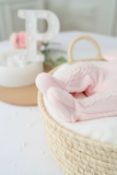Conjunto ROSA : jardineiras, camisola e gorro malha quentinha