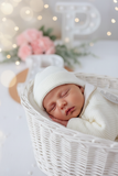 Saídas de maternidade: jardineiras, camisola e gorro outono inverno