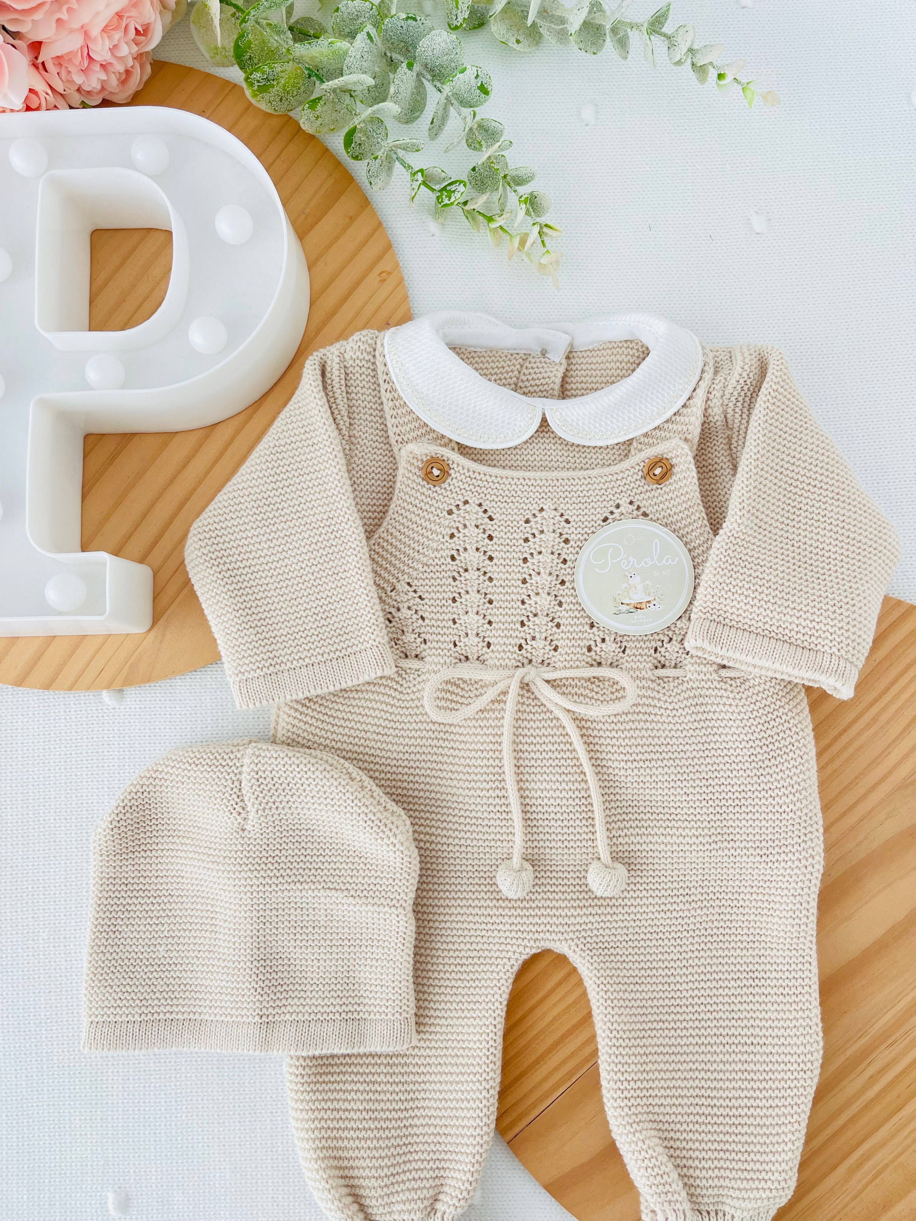 Saída de maternidade pompons