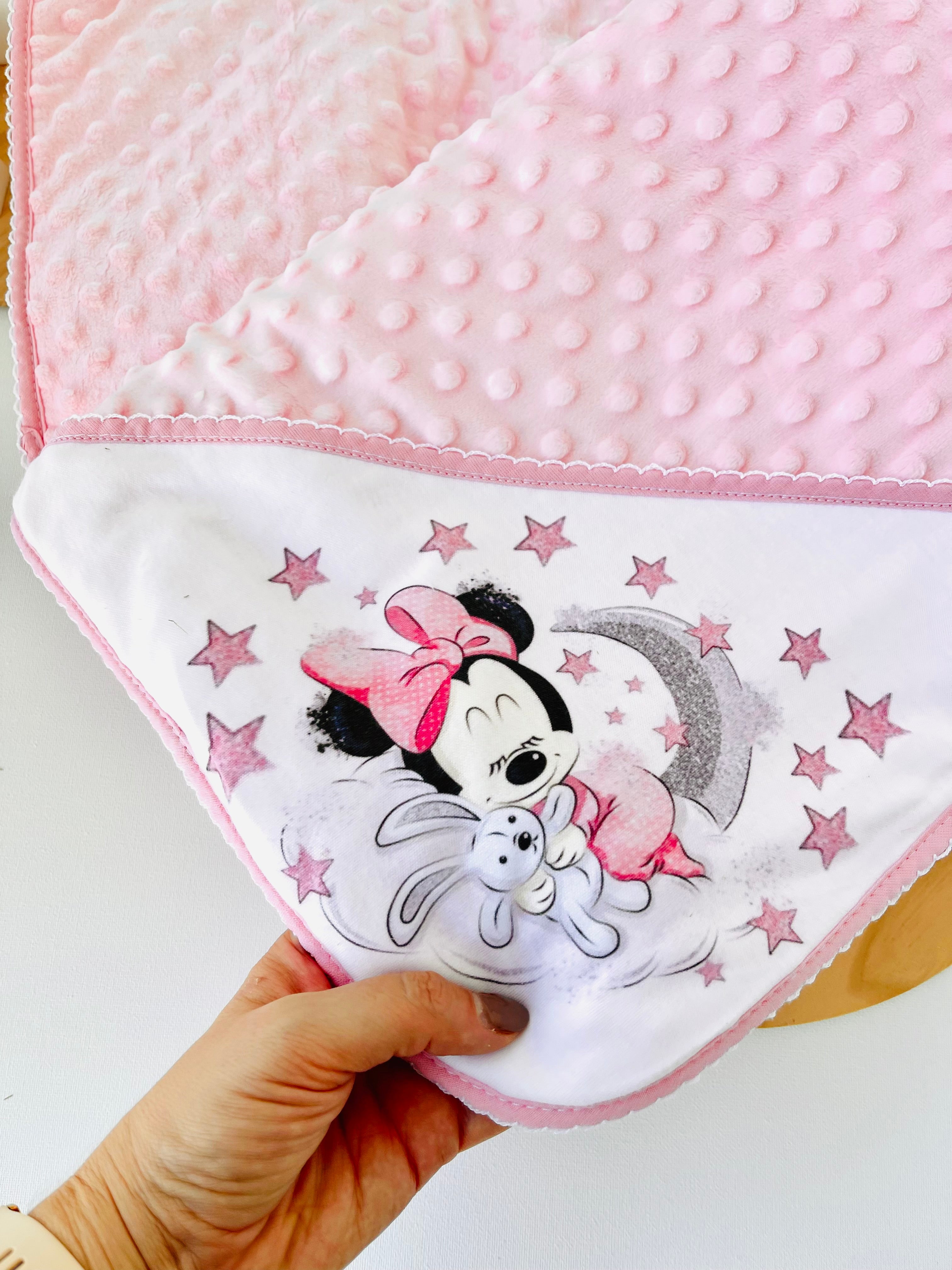 Manta tecido pipoca tema mickey e Minnie
