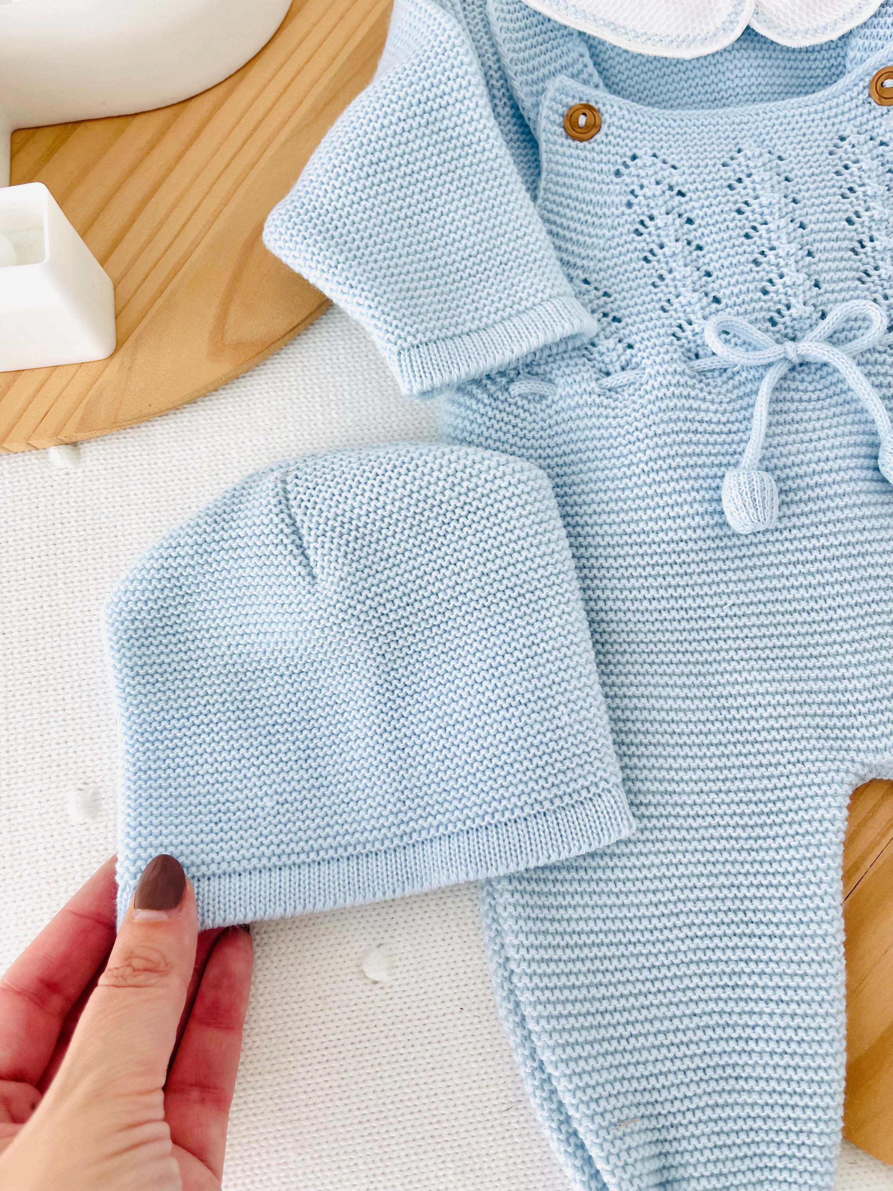 Saída de maternidade pompons