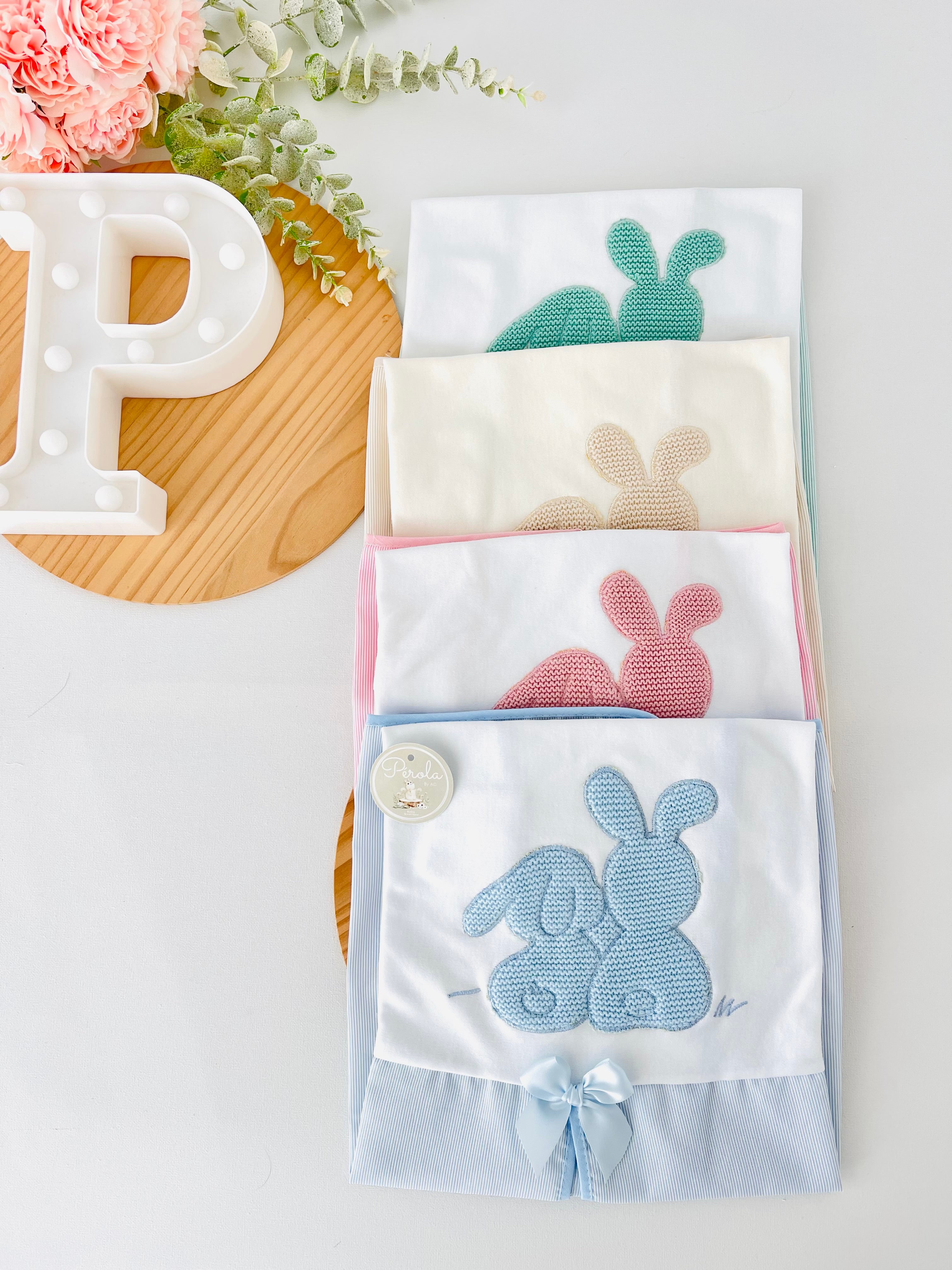 Tapa ovo com abertura tema coelhinhos