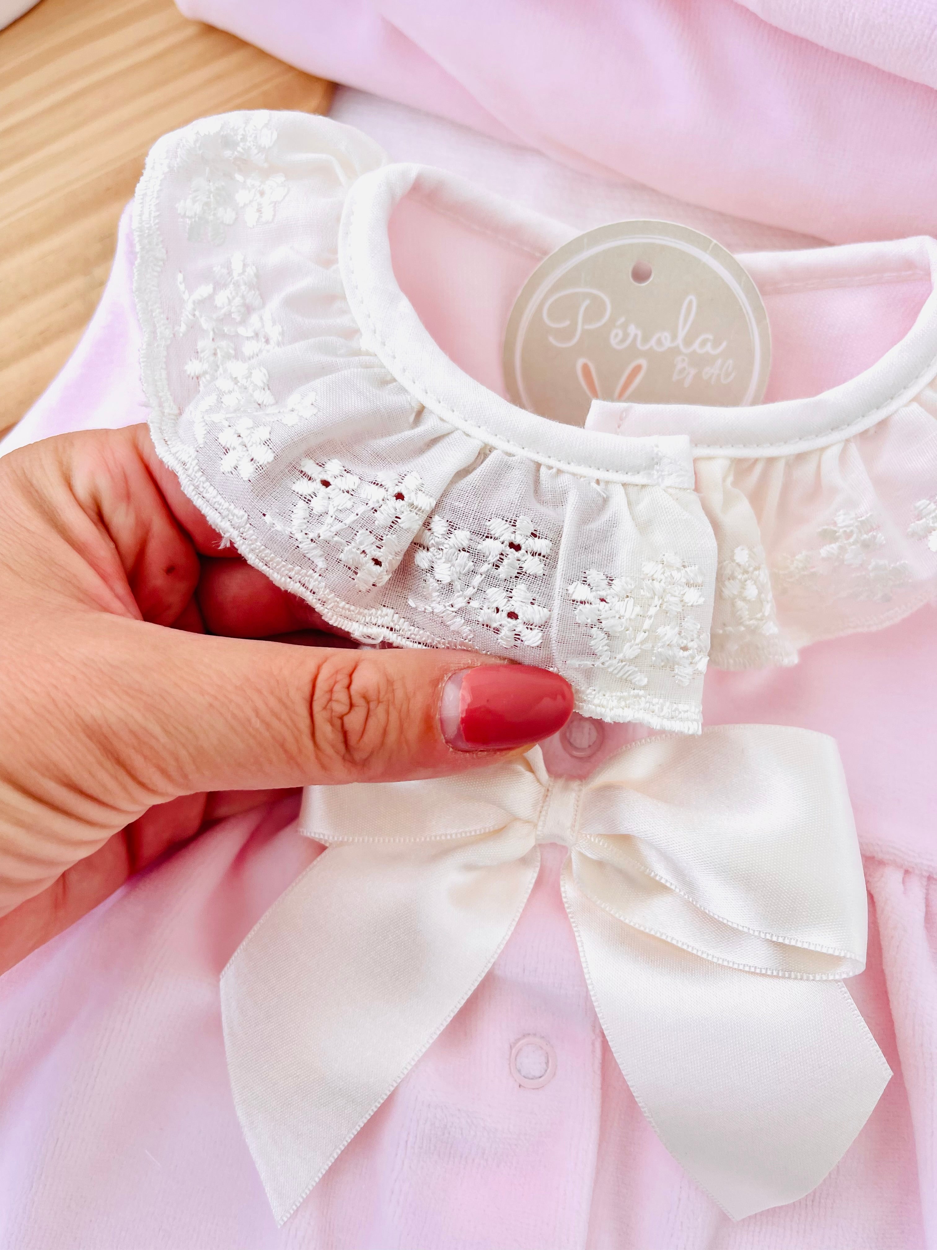 Babygrow elegante de veludo premium