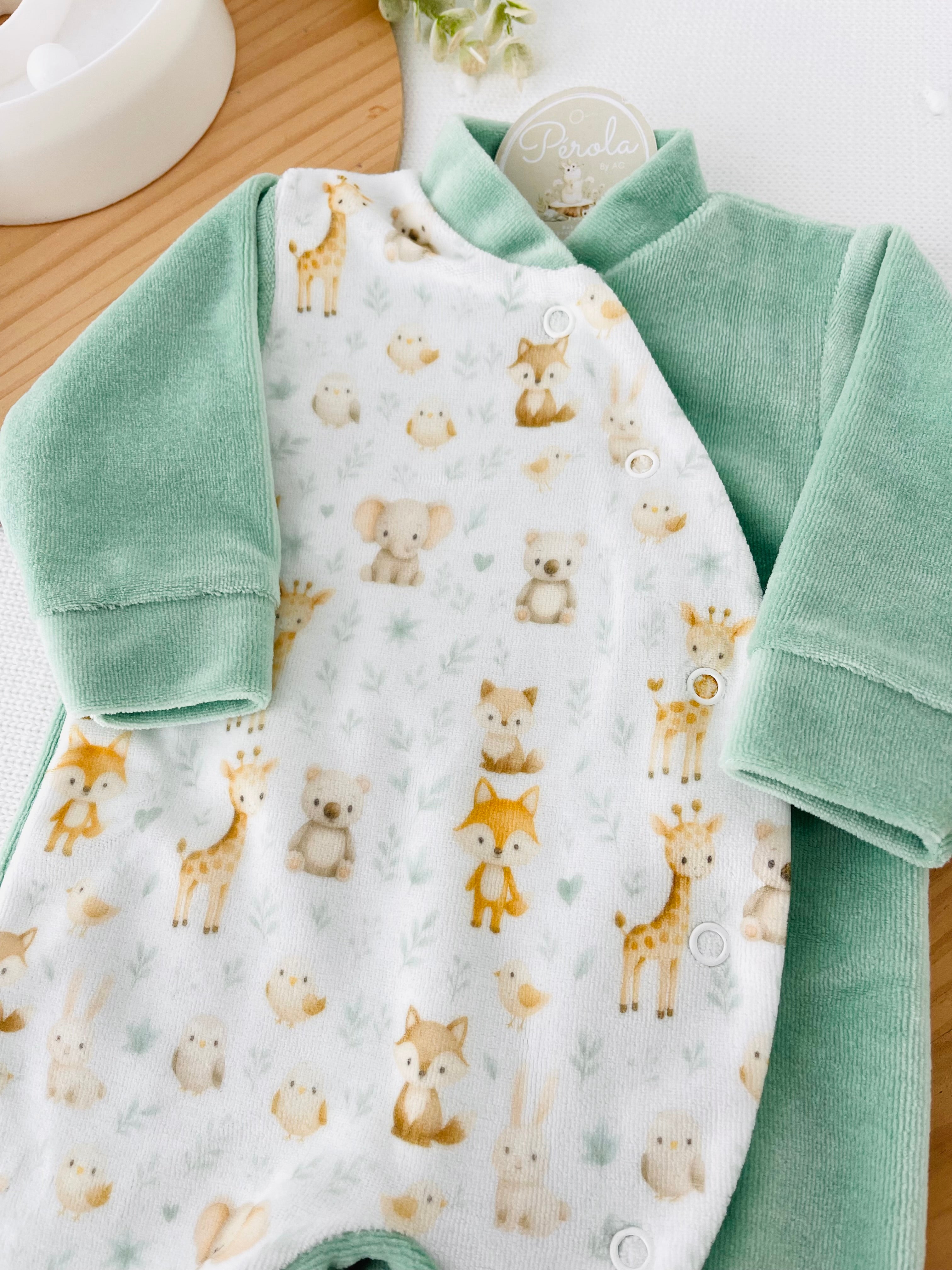Babygrow tema animais amorosos