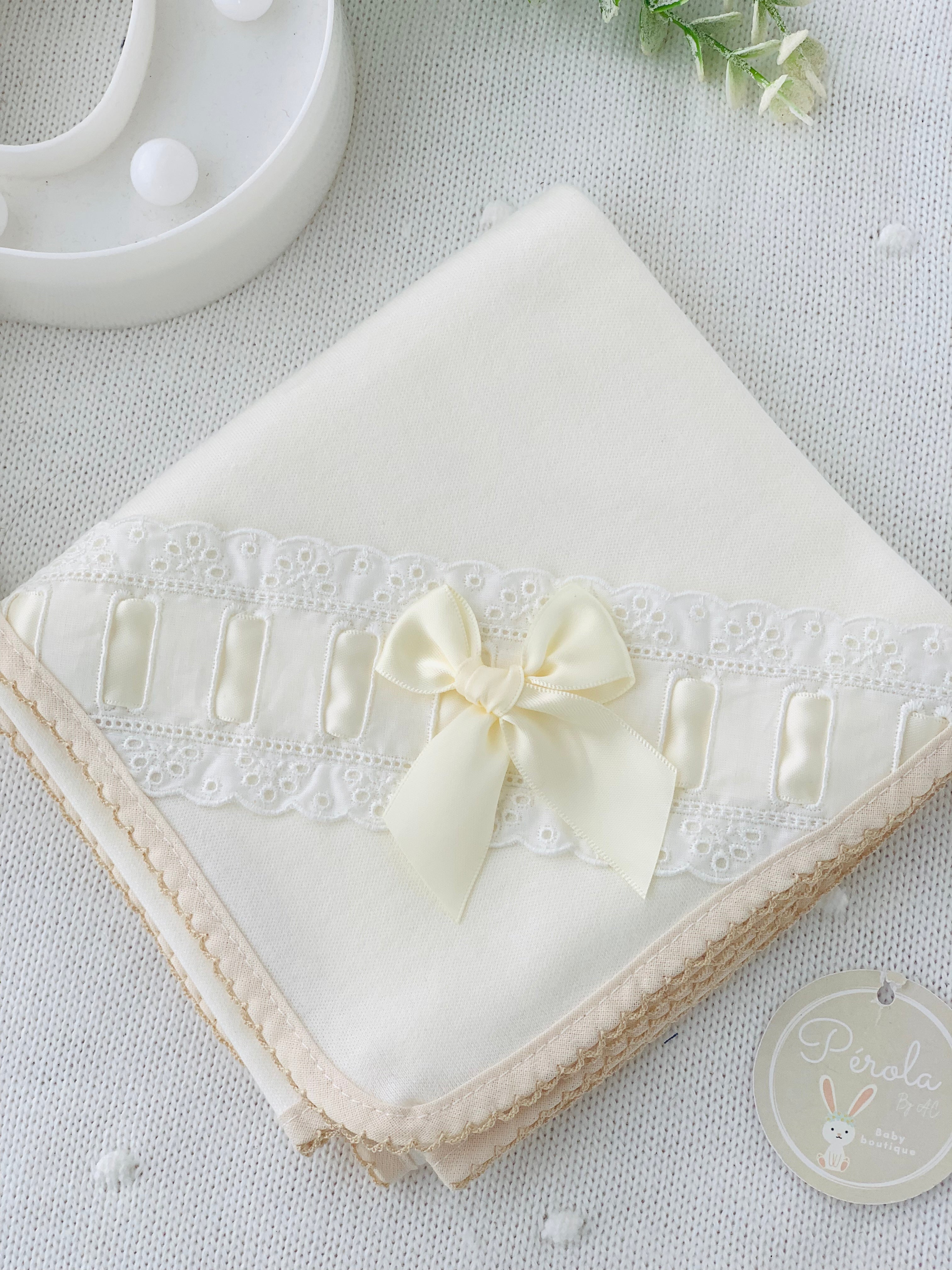 Fralda bordado inglês