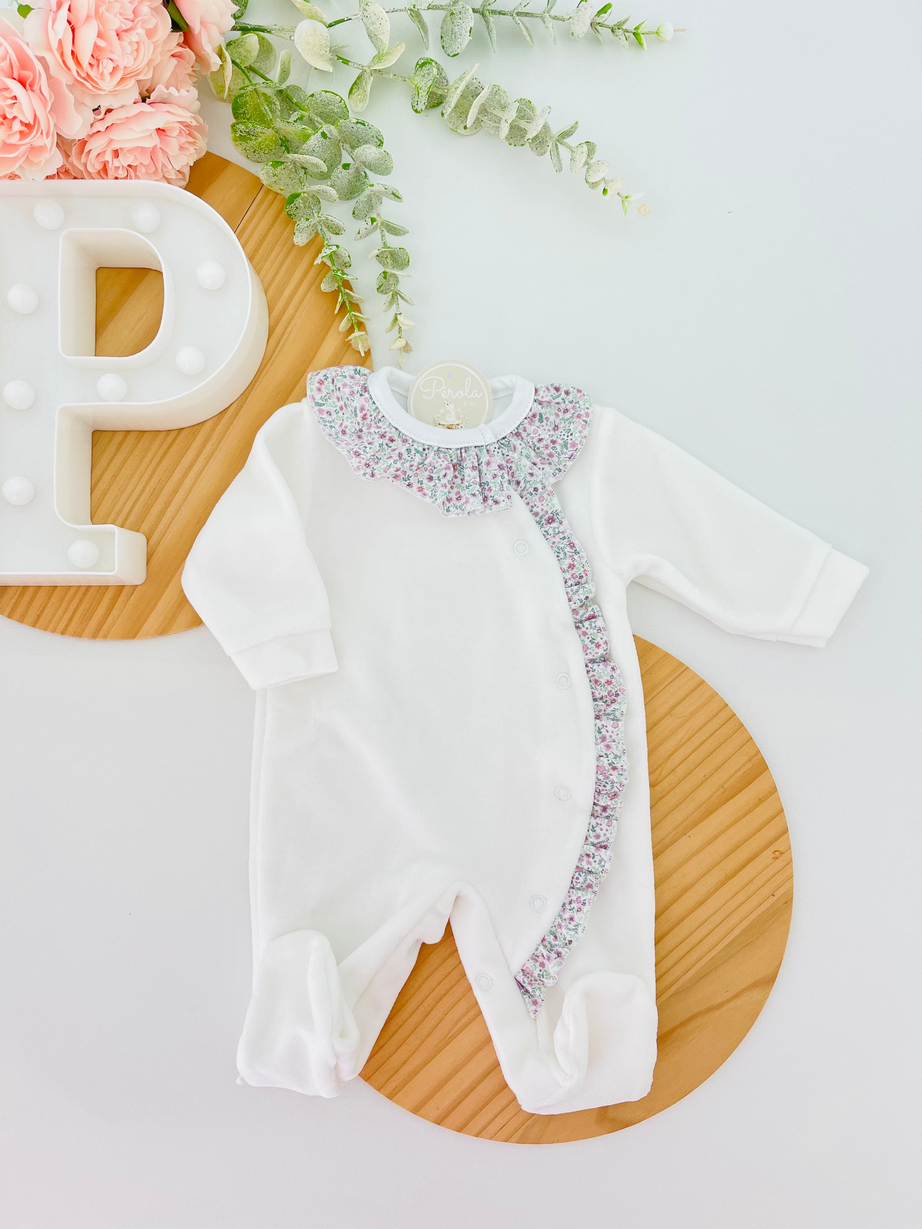 Babygrow em VELUDO- tema flores roxas