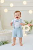 Conjunto cerimónia para menino: calções, camisa e laço