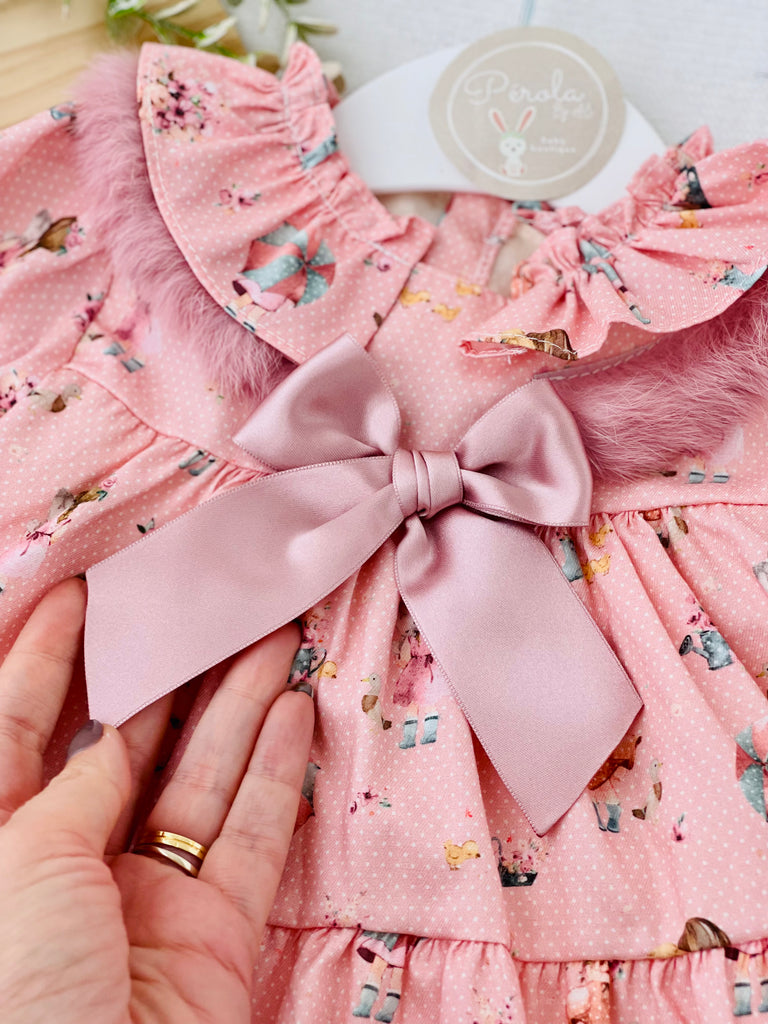 Conjunto bonequinha: vestido e tapa fraldas