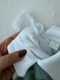 Conjunto verde: jardineiras bombazine e camisola com carda 3-12M