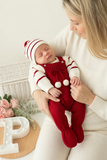 Conjunto risquinhas vermelho : jardineiras, camisola e gorro