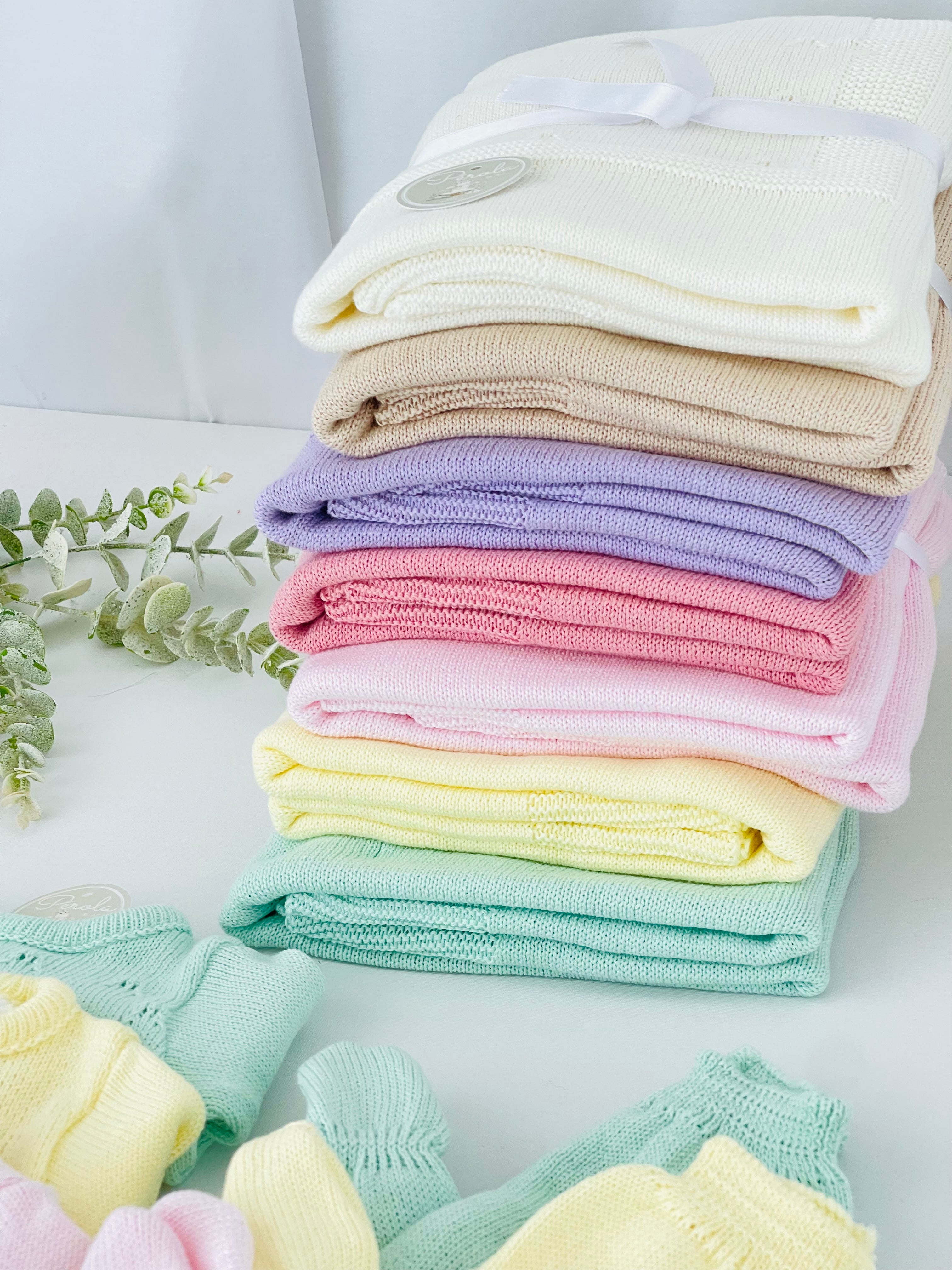 Pack Amorzinho ❤️ Saída de maternidade 4 peças: manta, camisola, calças e gorro