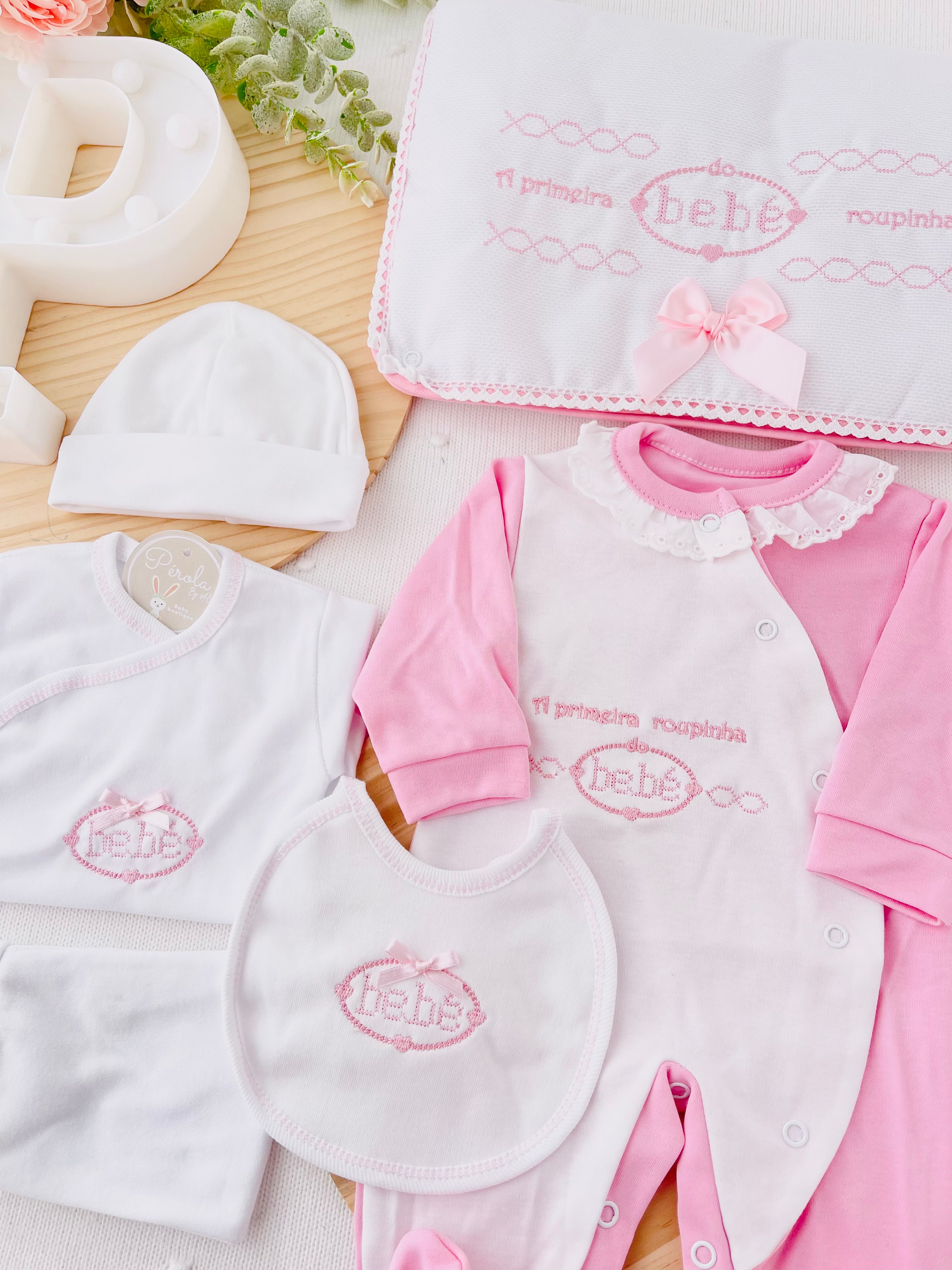 Conjunto primeira roupinha tema Bebé - 6 peças algodão