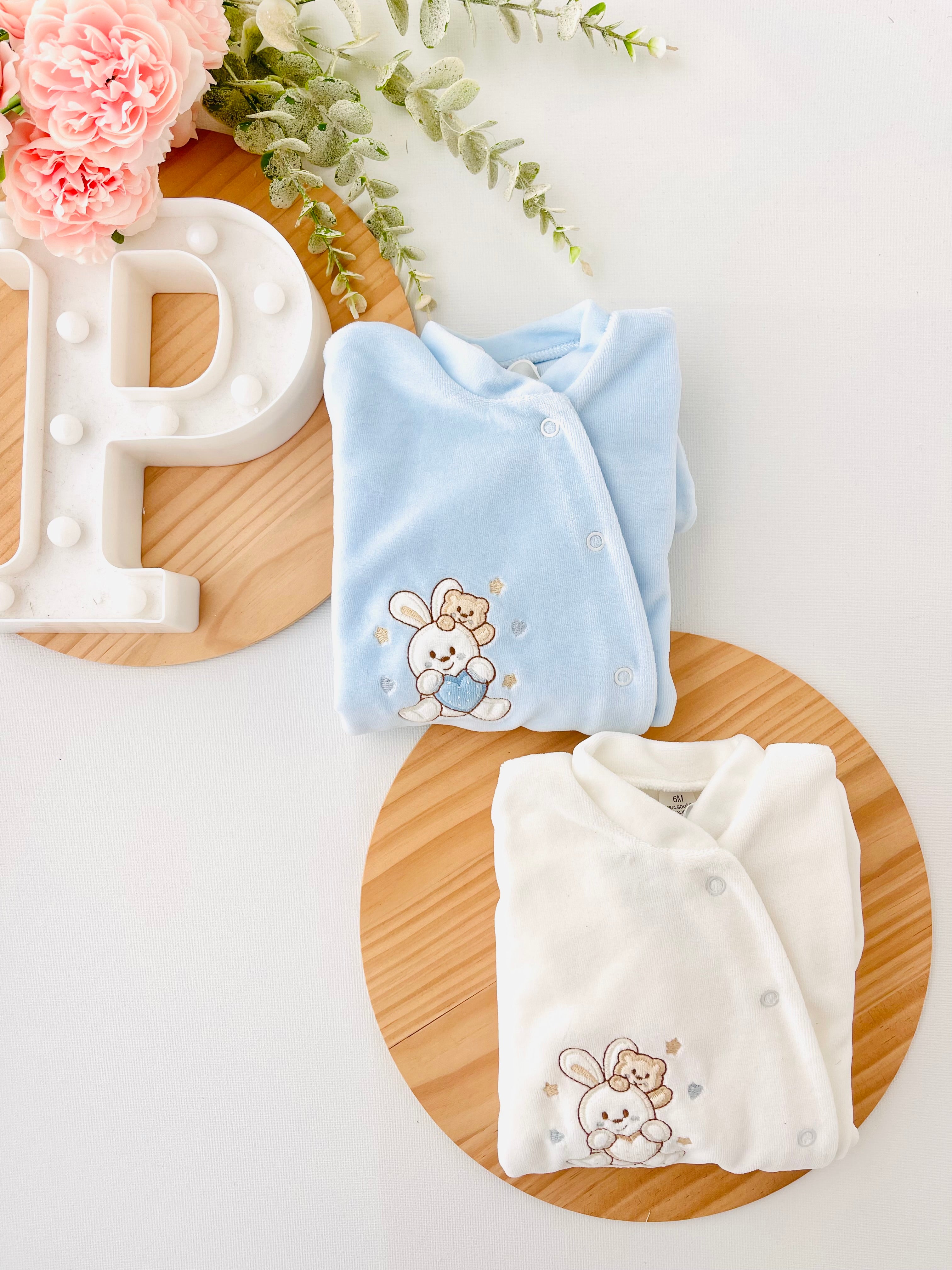 Babygrow veludo grande  3m 6m 9m e 12m