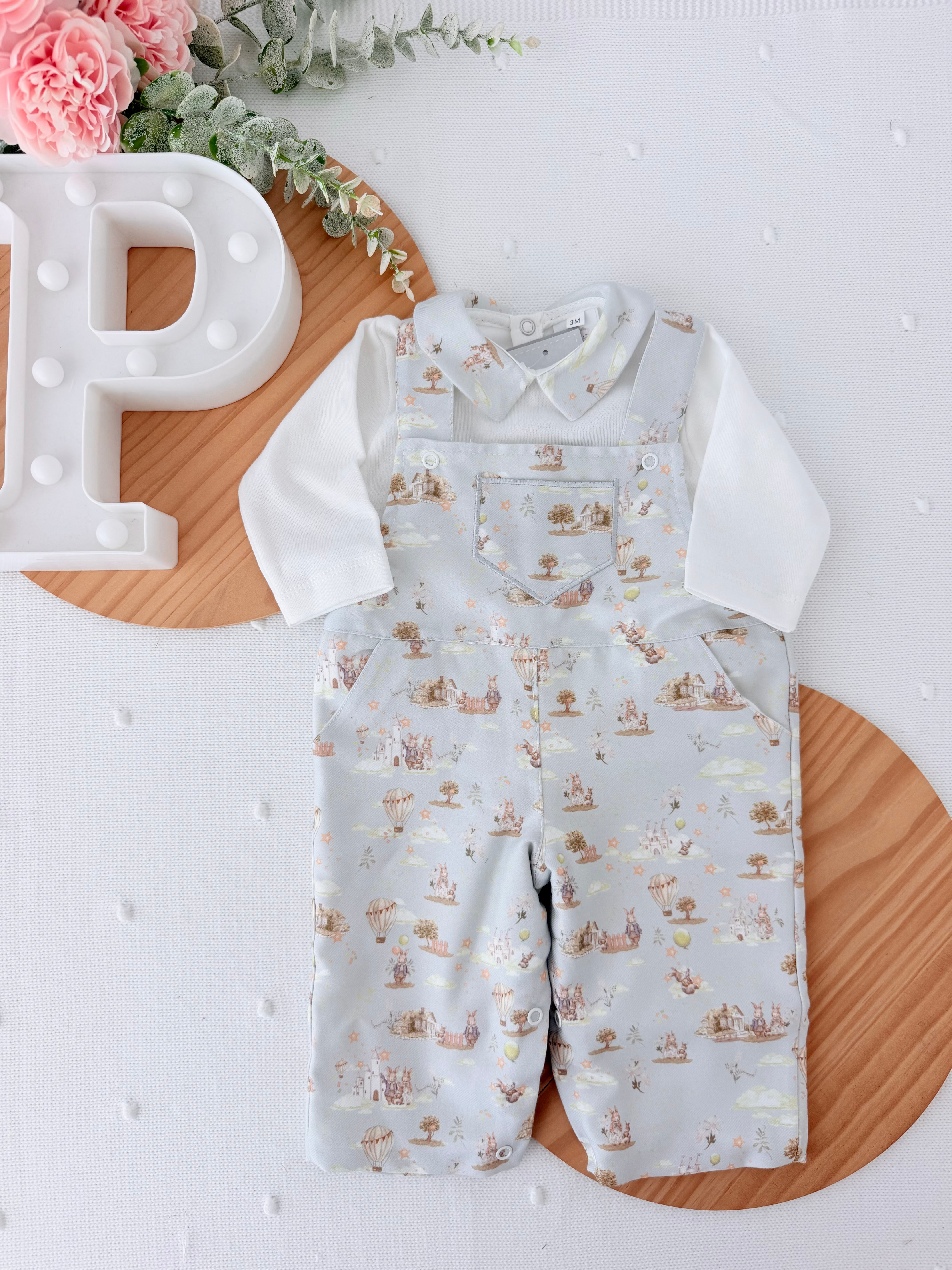 Jardineiras e camisola com carda Outono Inverno