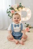 Conjunto especial cerimónia para menino: calções, camisa e laço