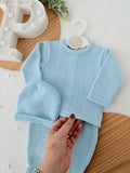 Conjunto tricot sonho : calças, camisola e gorro
