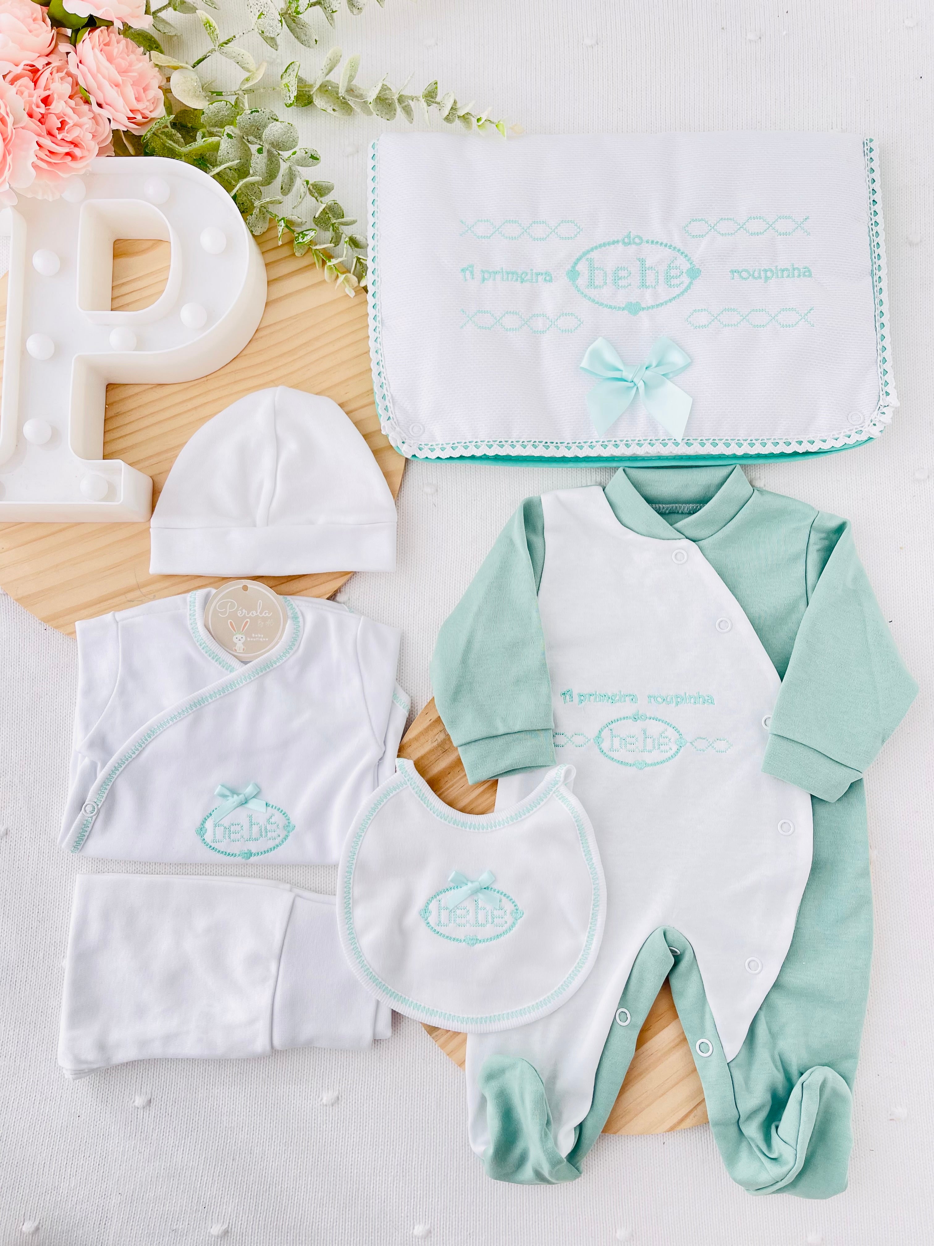 Conjunto primeira roupinha tema Bebé - 6 peças algodão