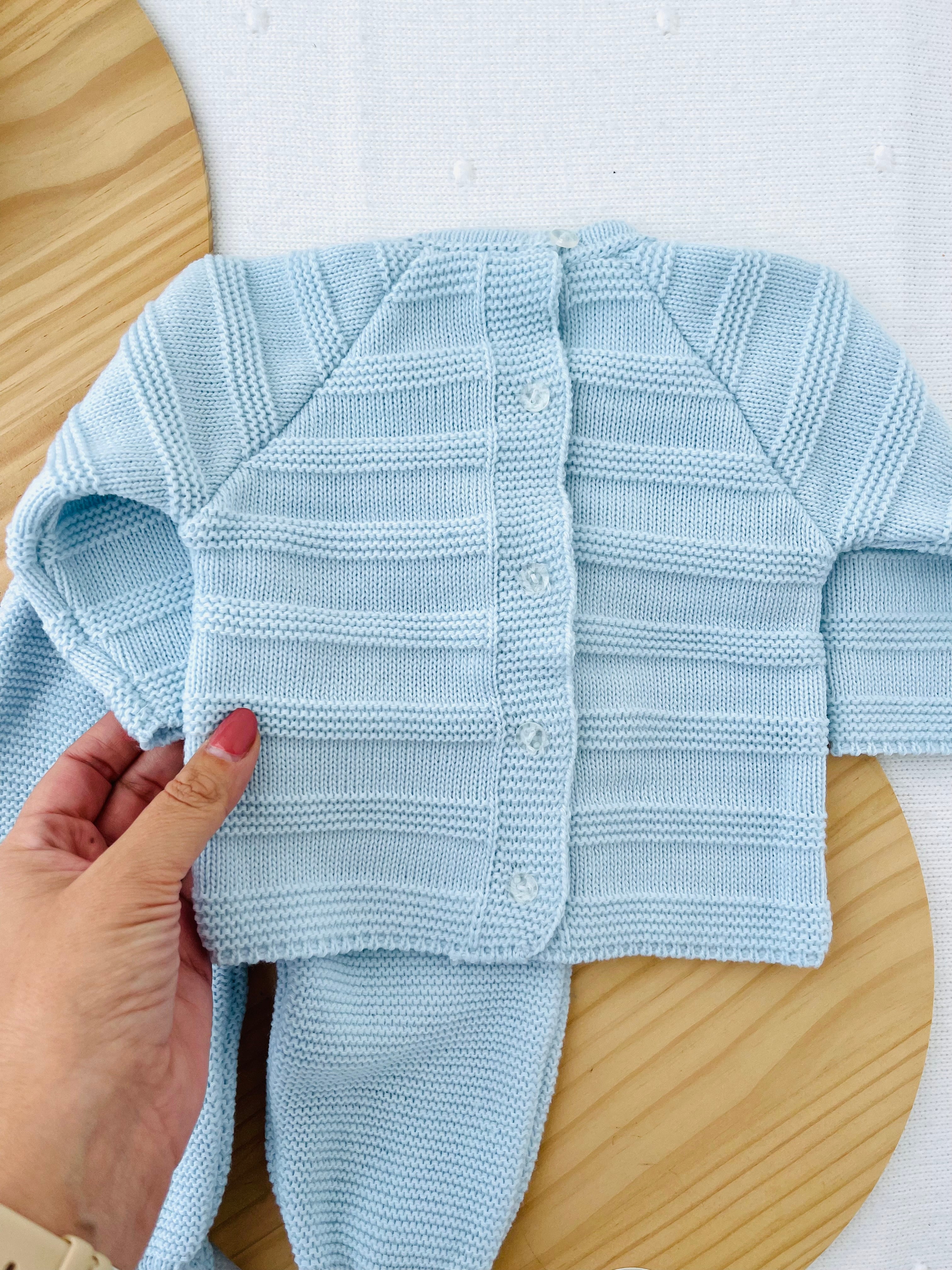 Conjunto malha quentinha riscas: camisola, calças e gorro Outono/Inverno