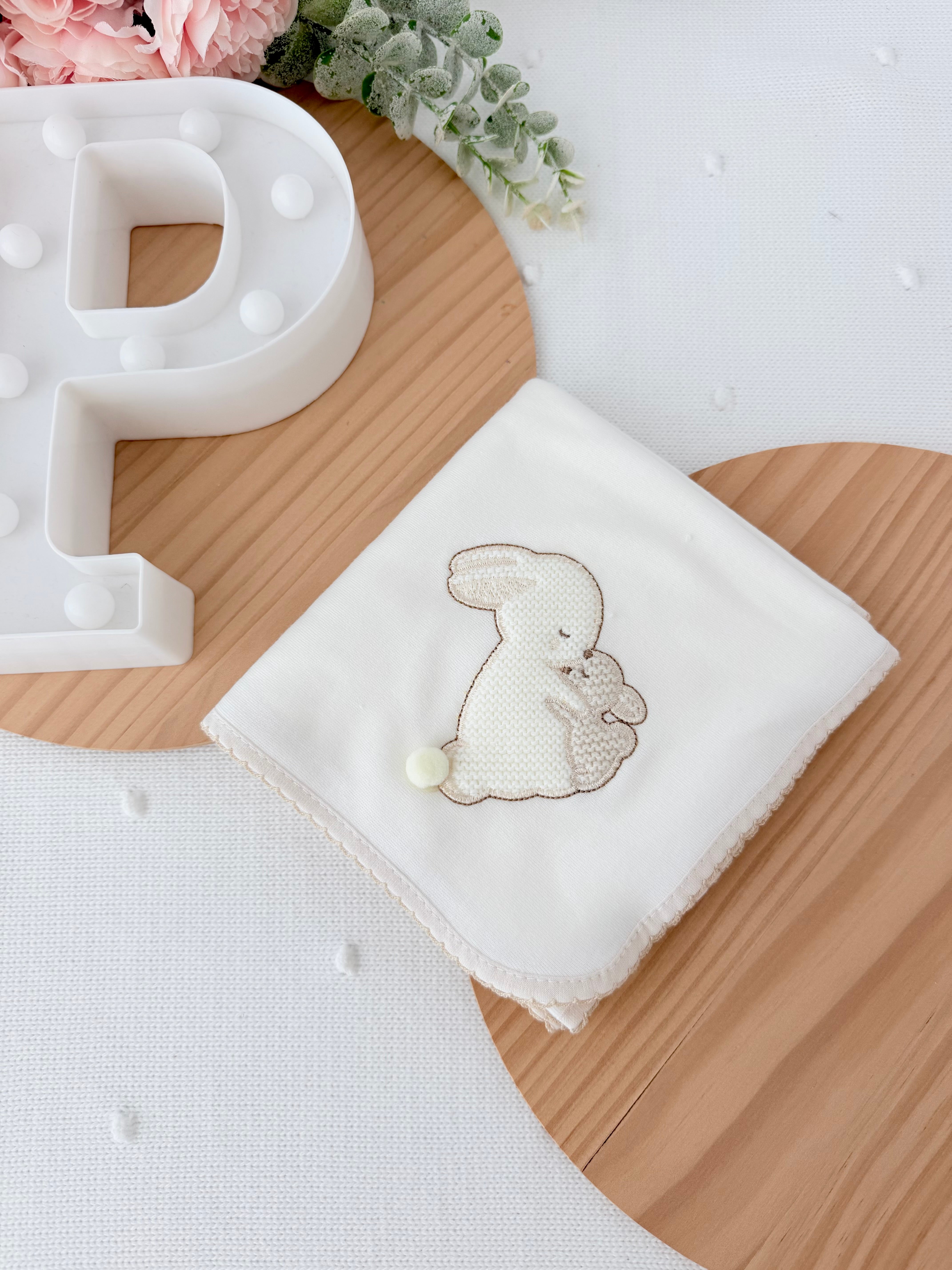 Fralda tema coelhinho pérola