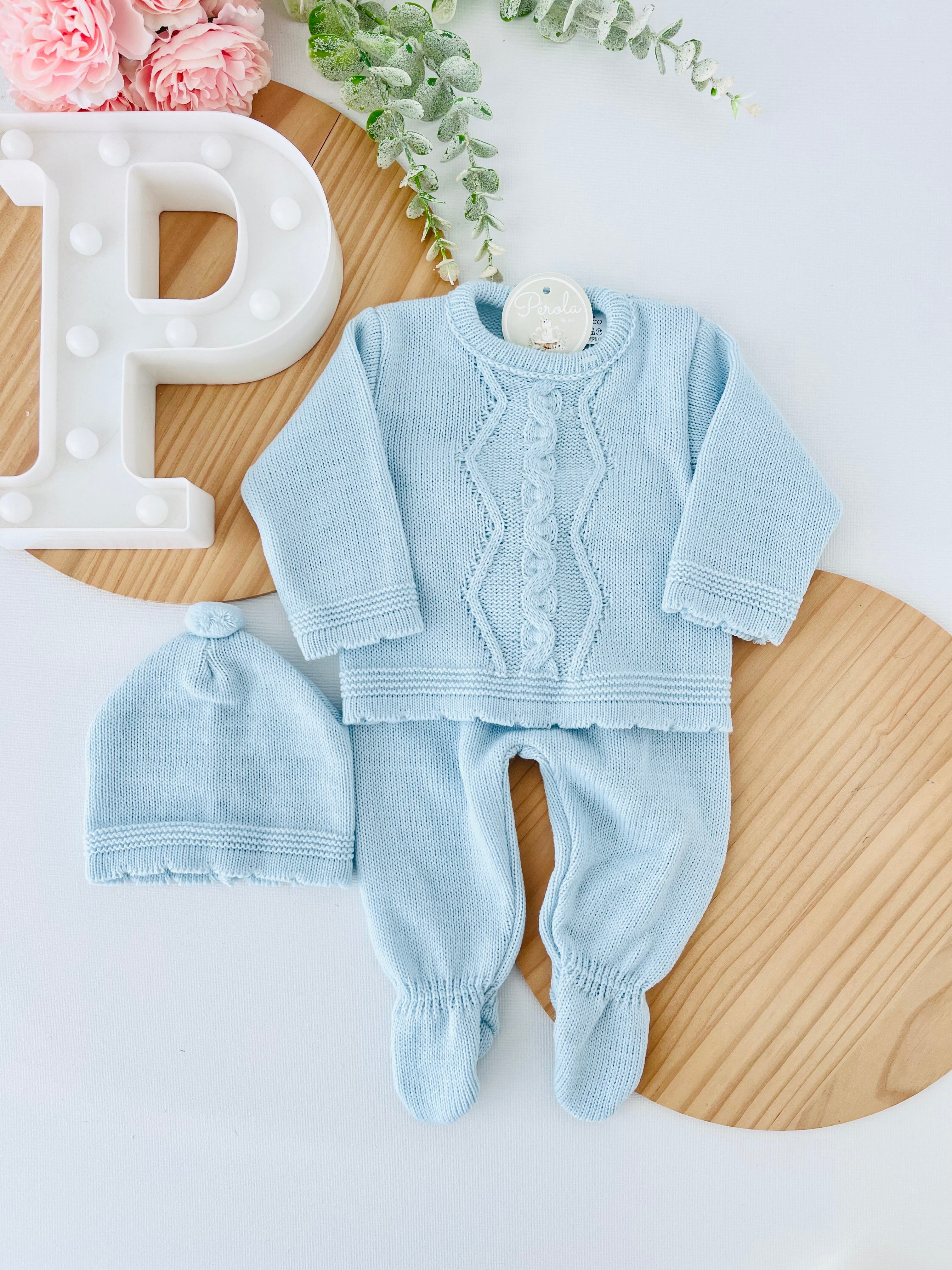 Conjunto malha trança : camisola, calças e gorro