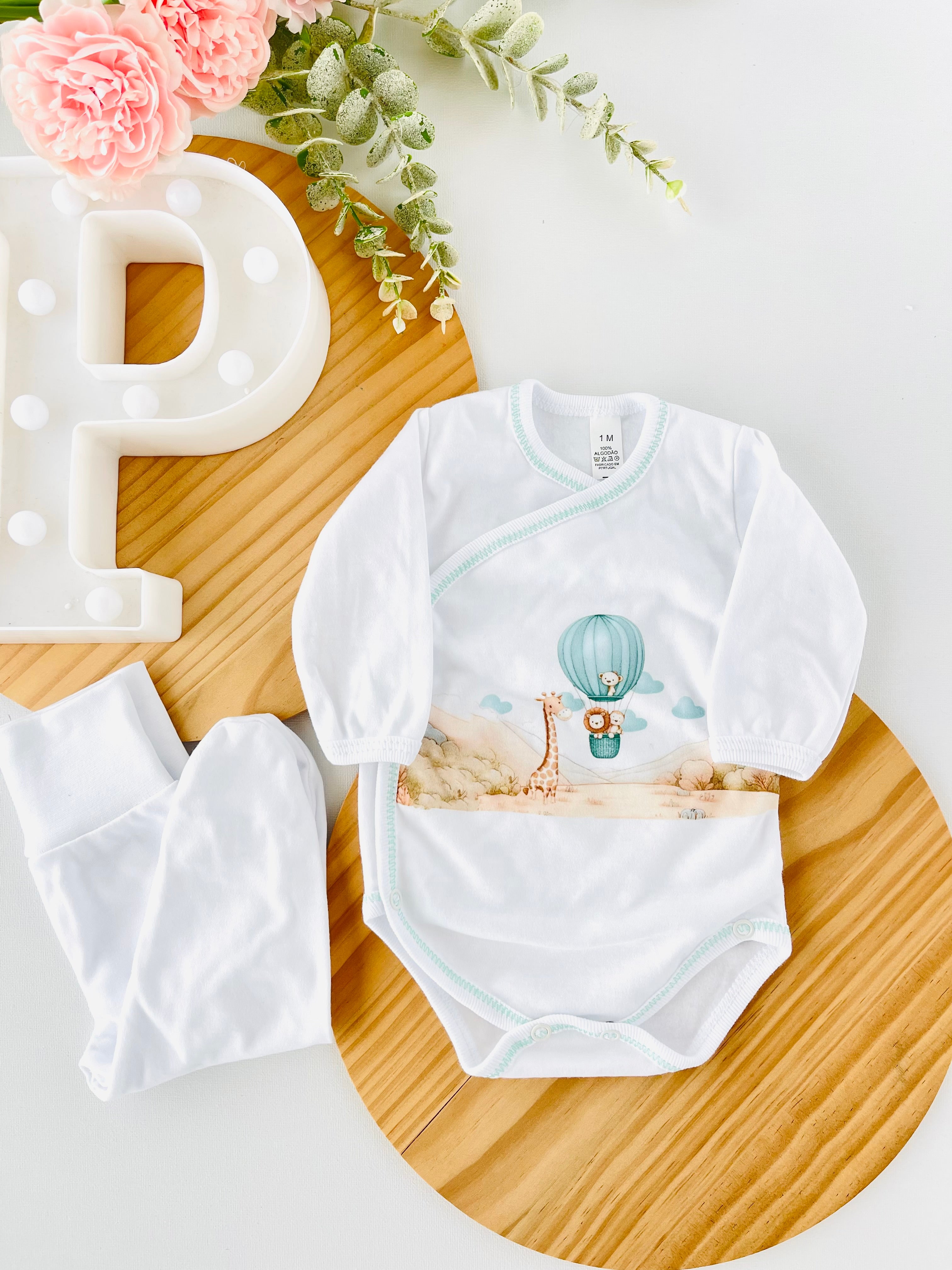 Body e calças com carda tema Safari