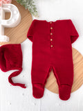 Saída de maternidade vermelho: Babygrow e touca