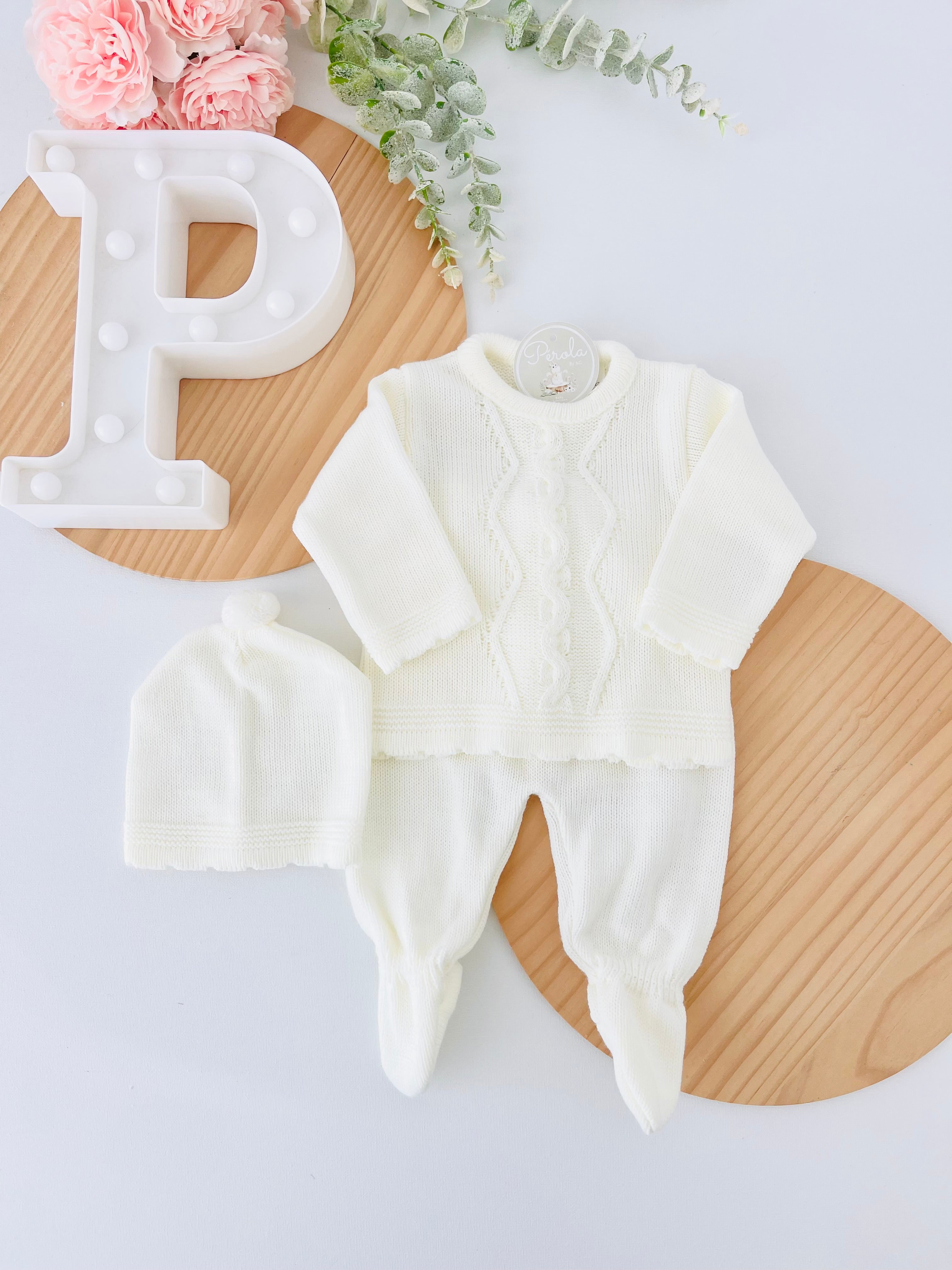 Conjunto malha trança : camisola, calças e gorro