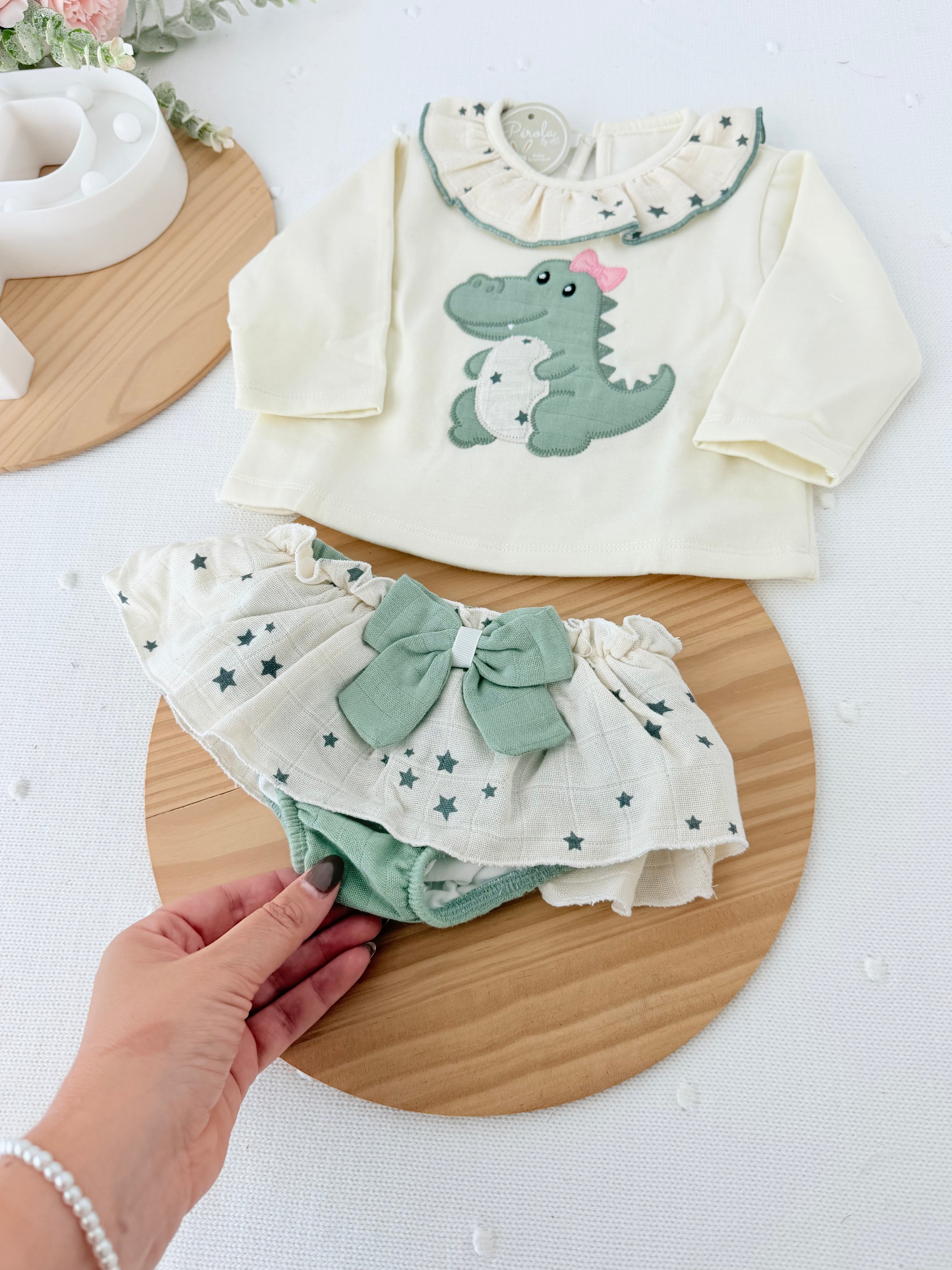 Conjunto dinossauro menina: camisola com capuz e calções