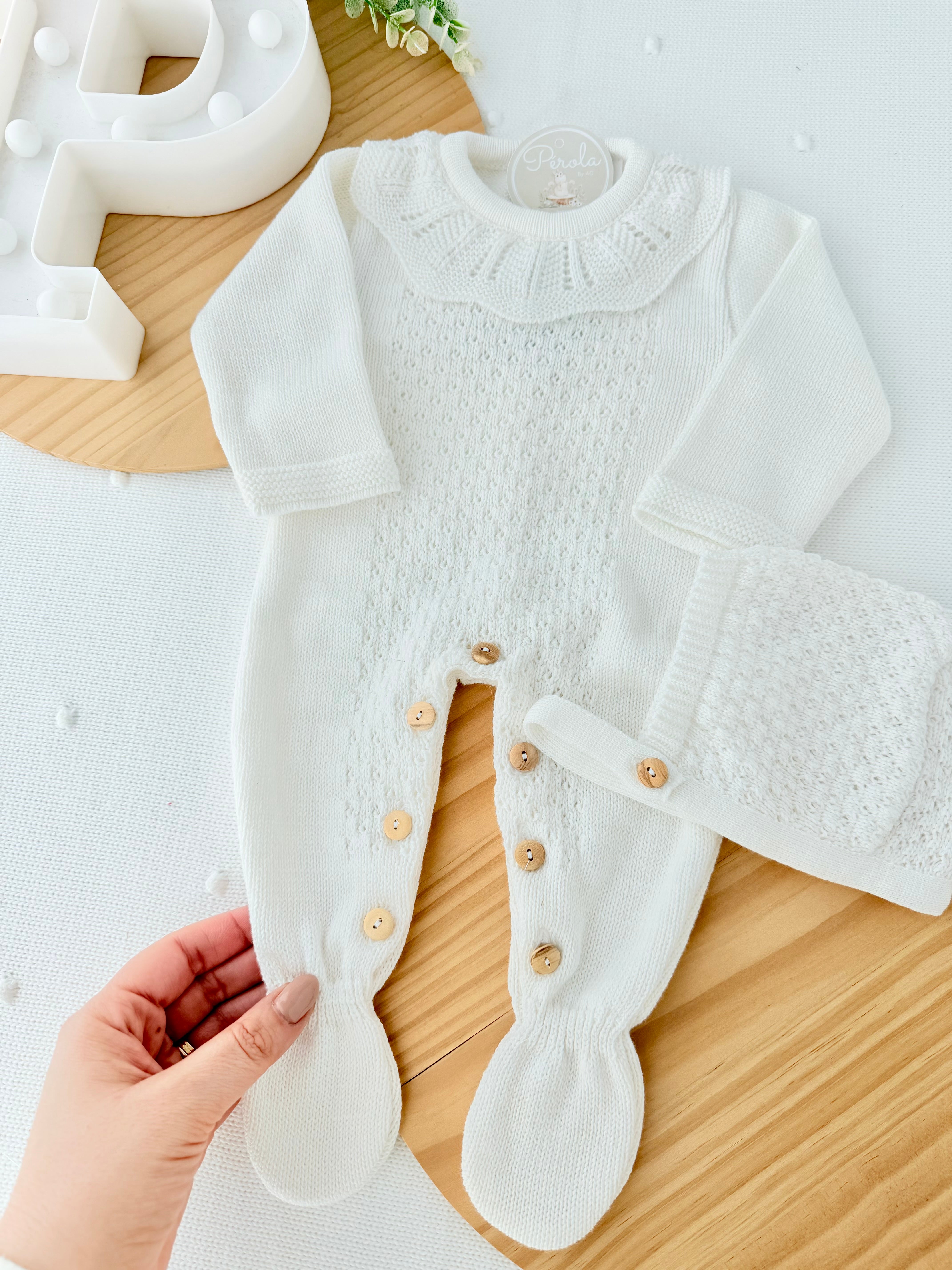 Conjunto Baby love: Babygrow e touca recém nascido