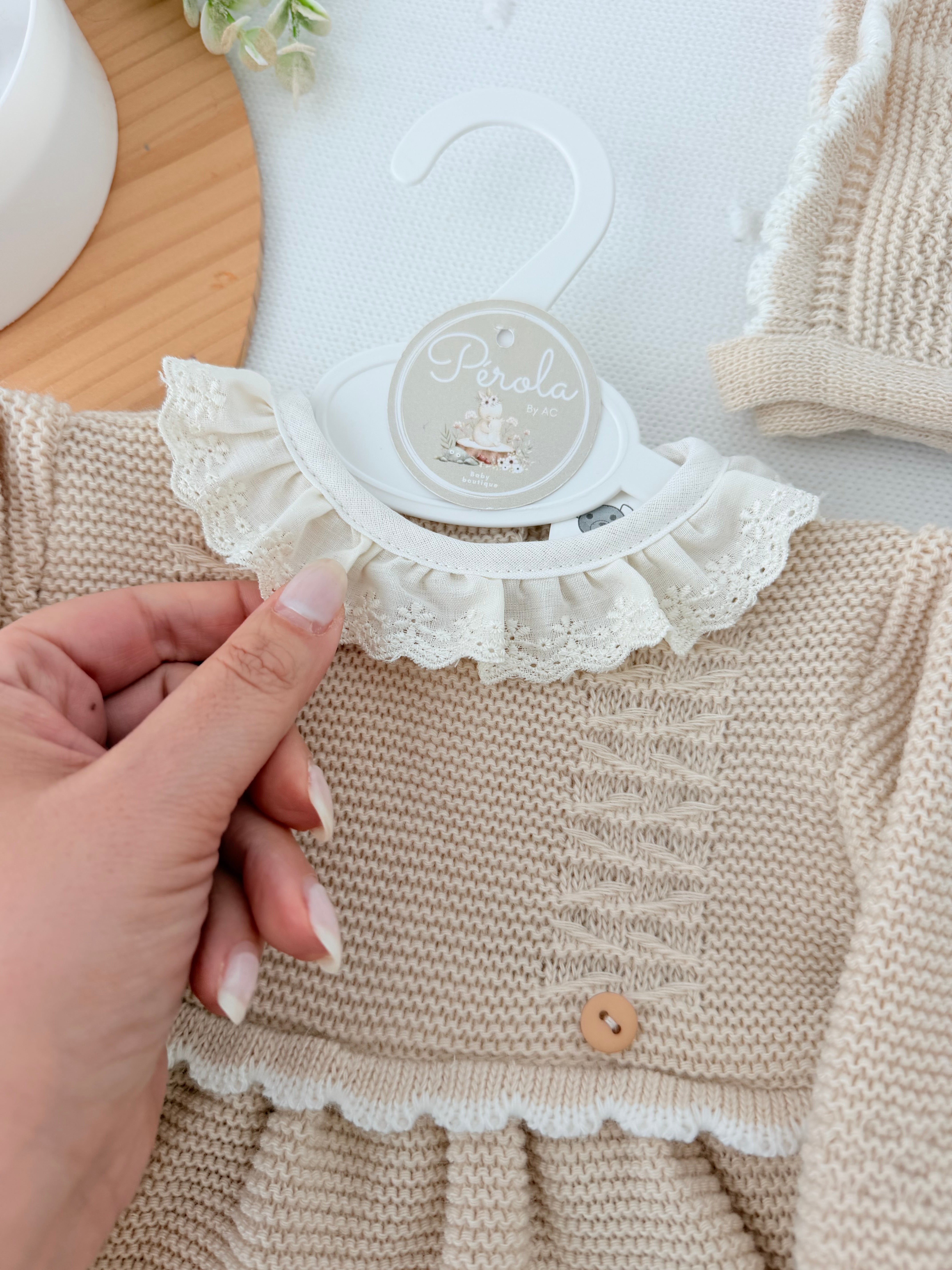Vestido e touca bege - Outono Inverno