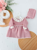 Vestido e touca rosa velho