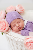 Conjunto pompom lilás: jardineiras, camisola e touca
