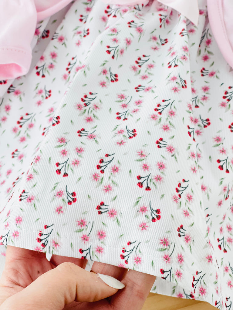 Conjunto: casaco, vestido e camisola com golinha