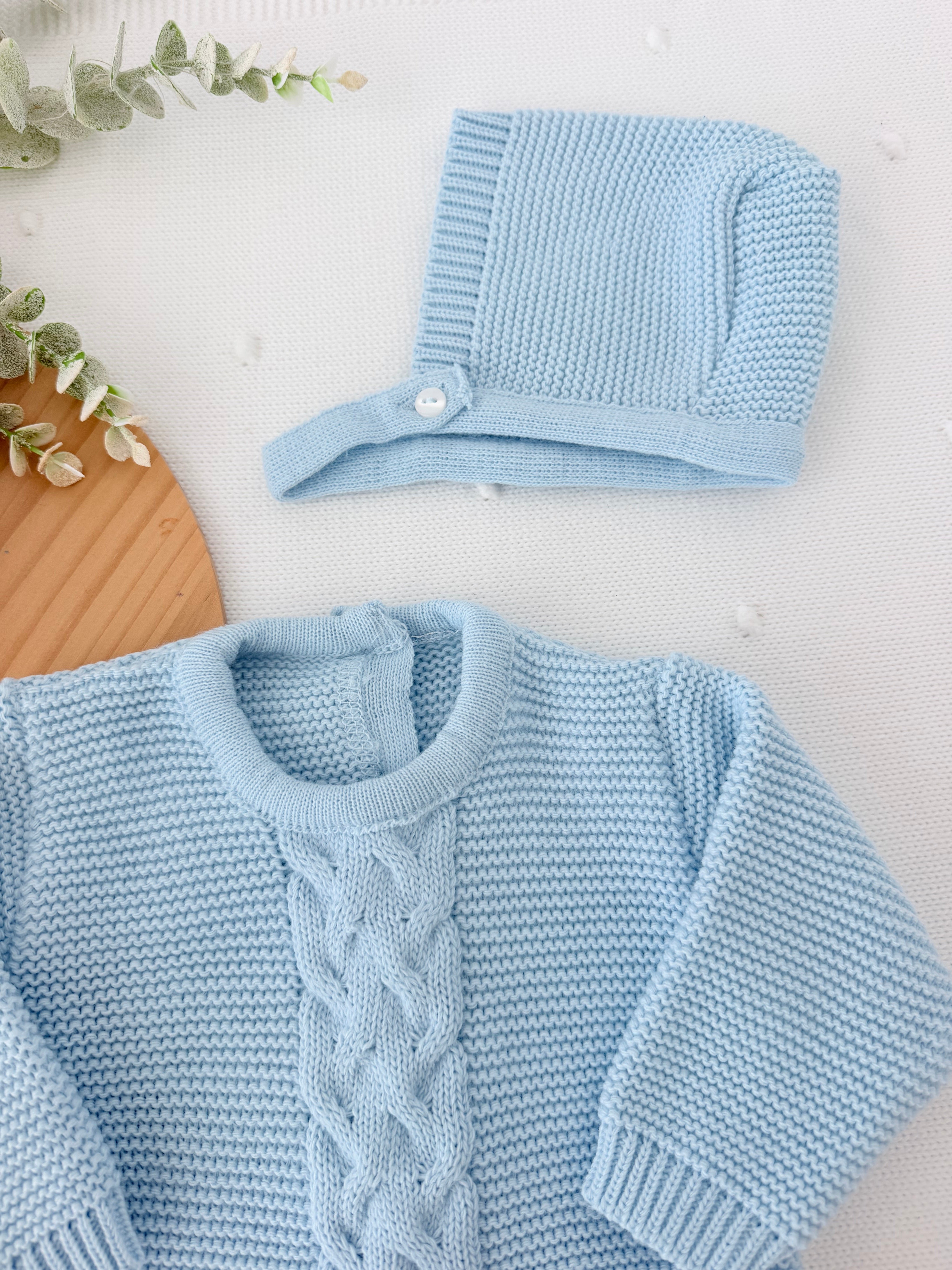 Babygrow e touca azul- saída de maternidade