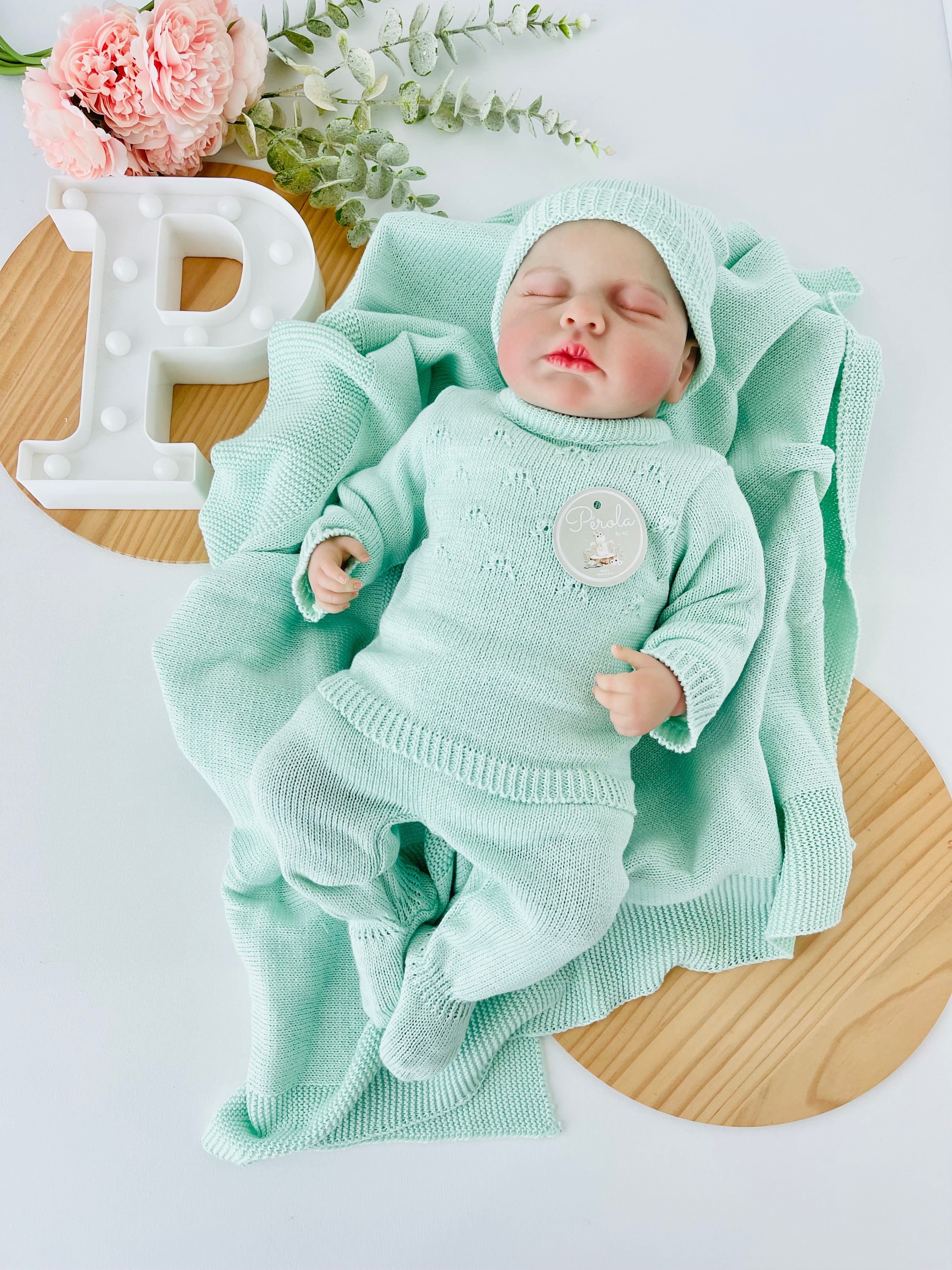 Pack Amorzinho ❤️ Saída de maternidade 4 peças: manta, camisola, calças e gorro