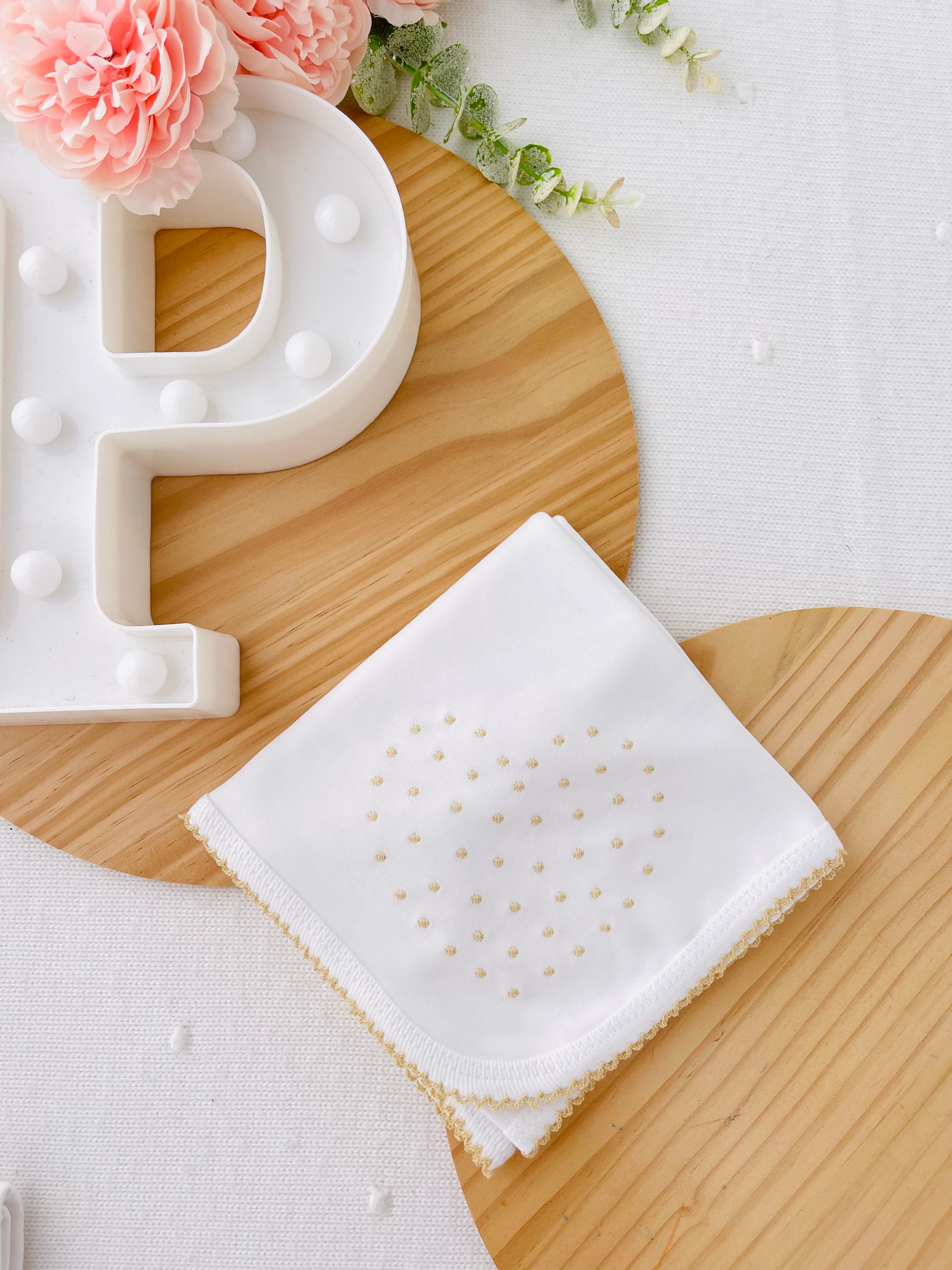 Fralda coração bordado