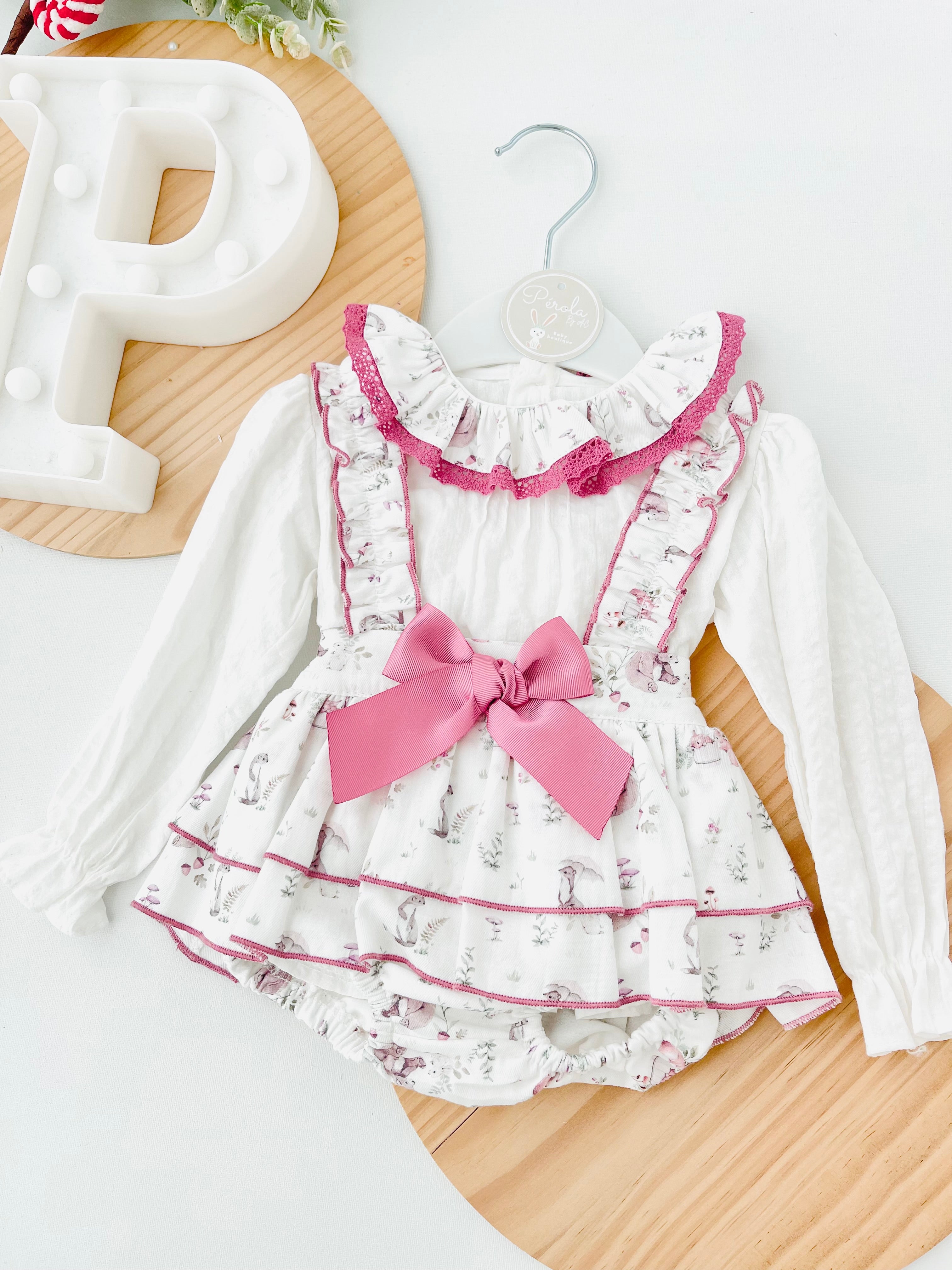 Conjunto floresta: fofo e blusa