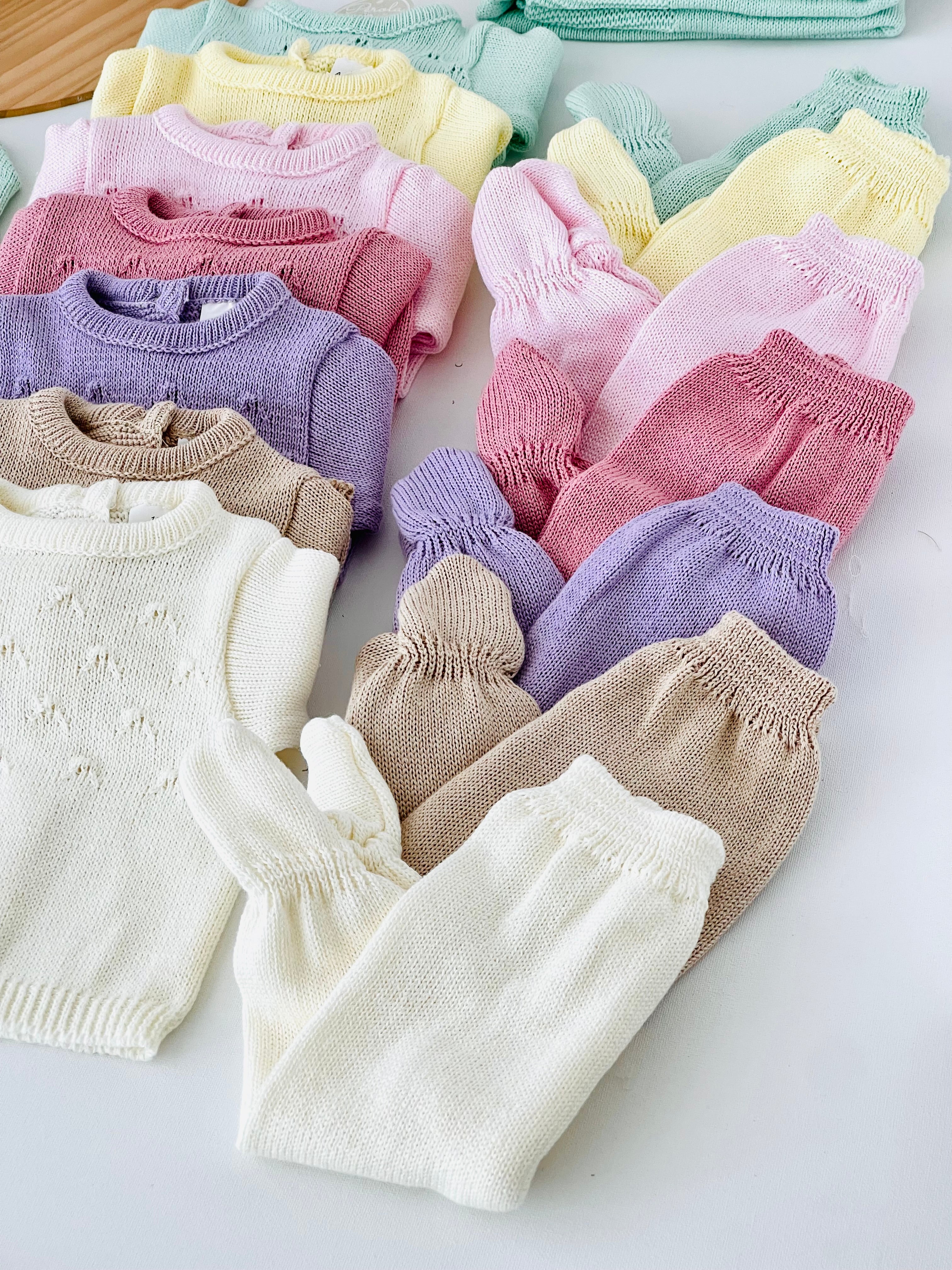 Pack Amorzinho ❤️ Saída de maternidade 4 peças: manta, camisola, calças e gorro