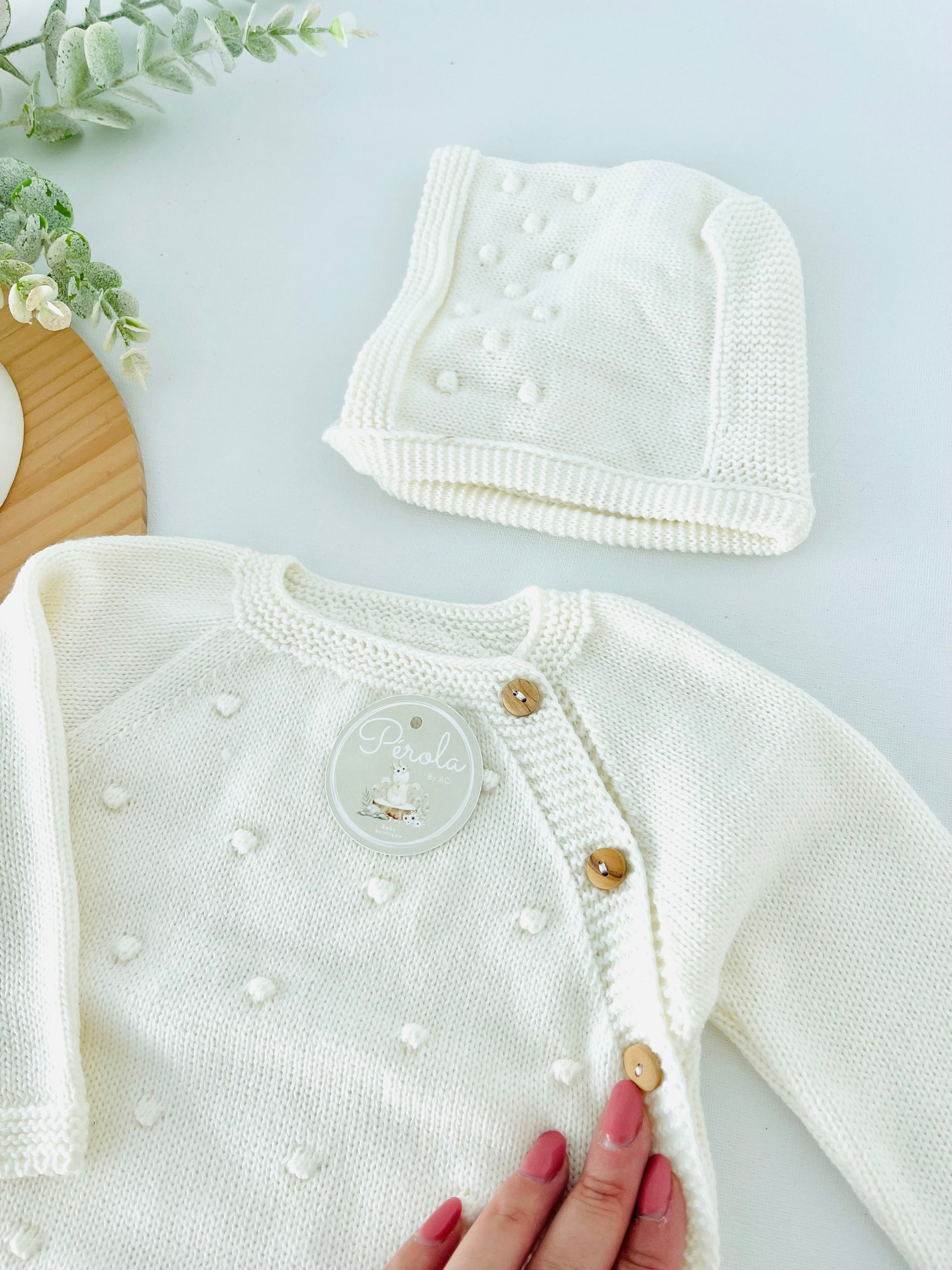 Conjunto unissexo pintinhas: camisola, calças e touca Outono/Inverno