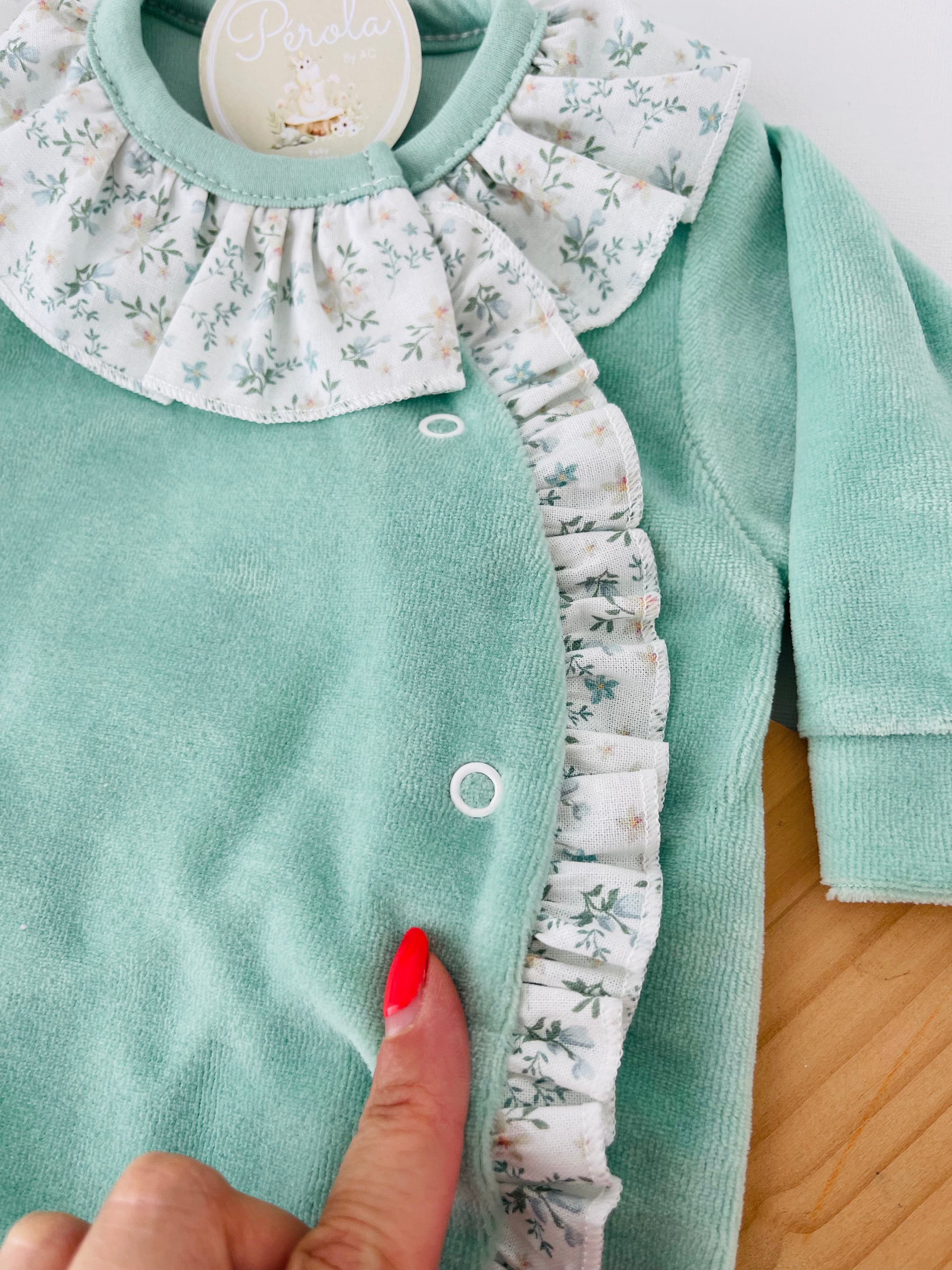 Babygrow tema flores em VELUDO