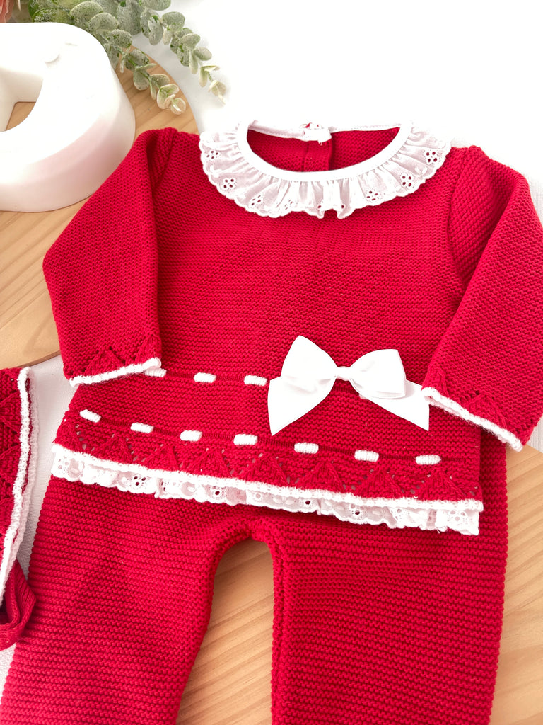 Conjunto rendinha vermelho: camisola, calças e touca
