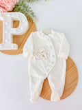 Babygrow veludo pérola