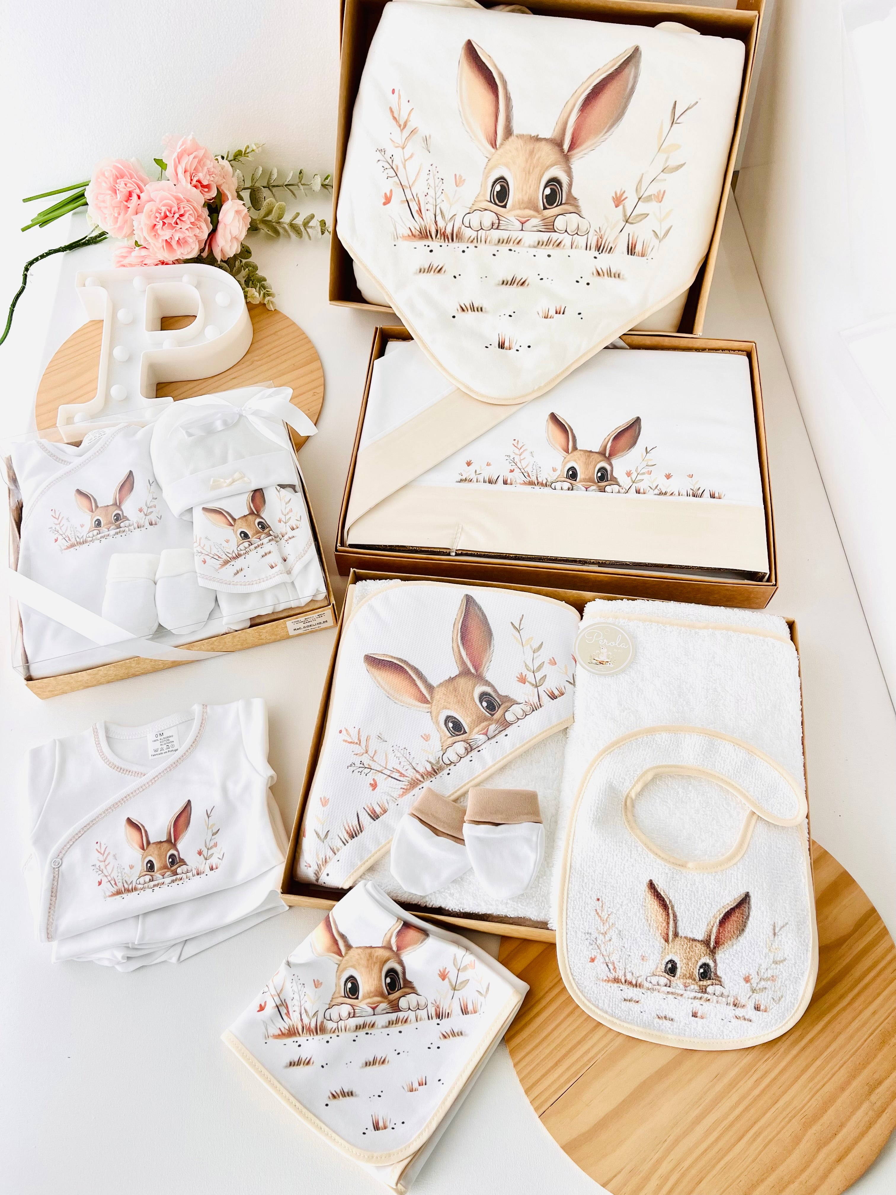 Body e calças tema Coelho 🐰